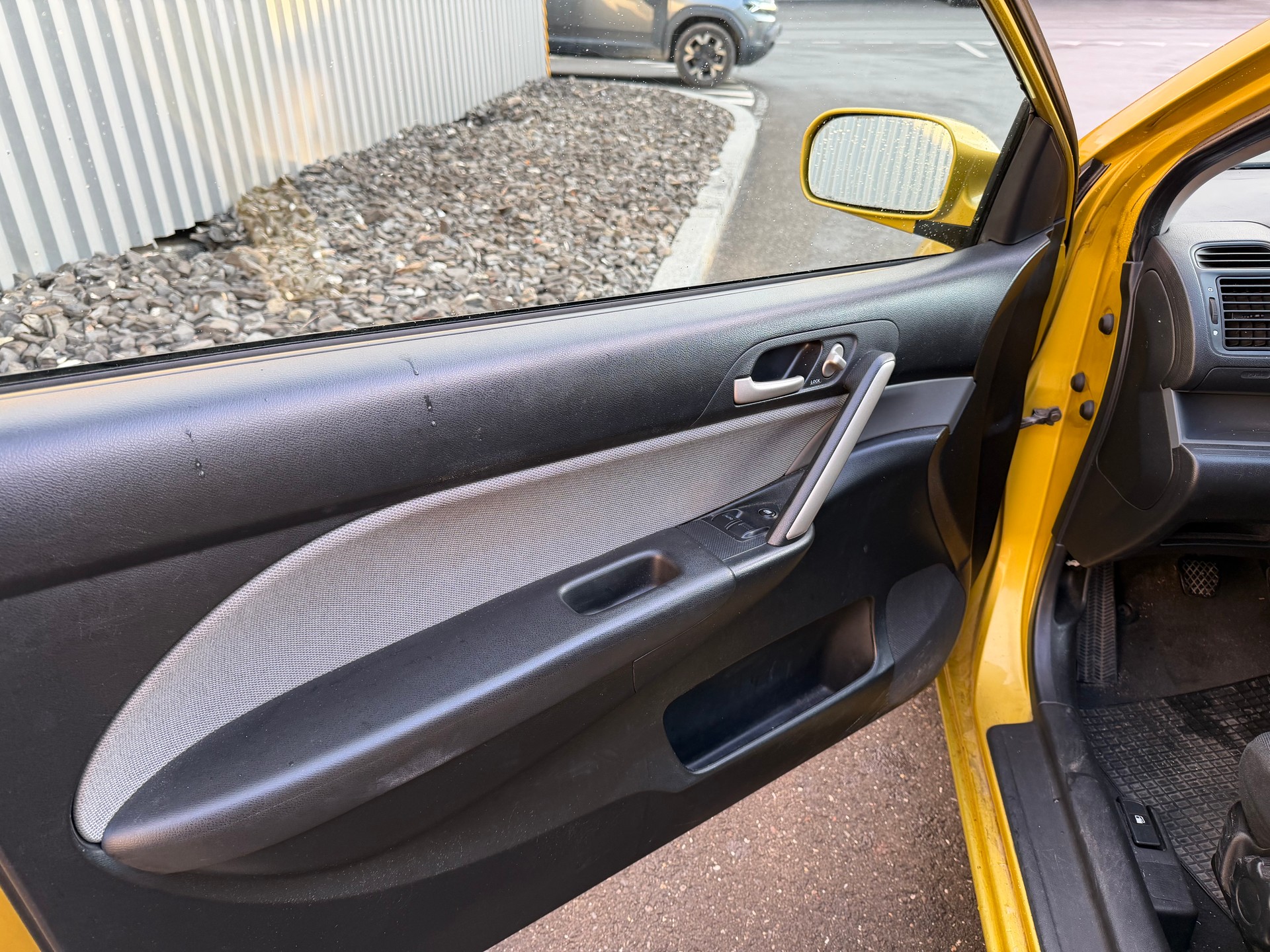 HONDA Civic 1.6i ES-image-14