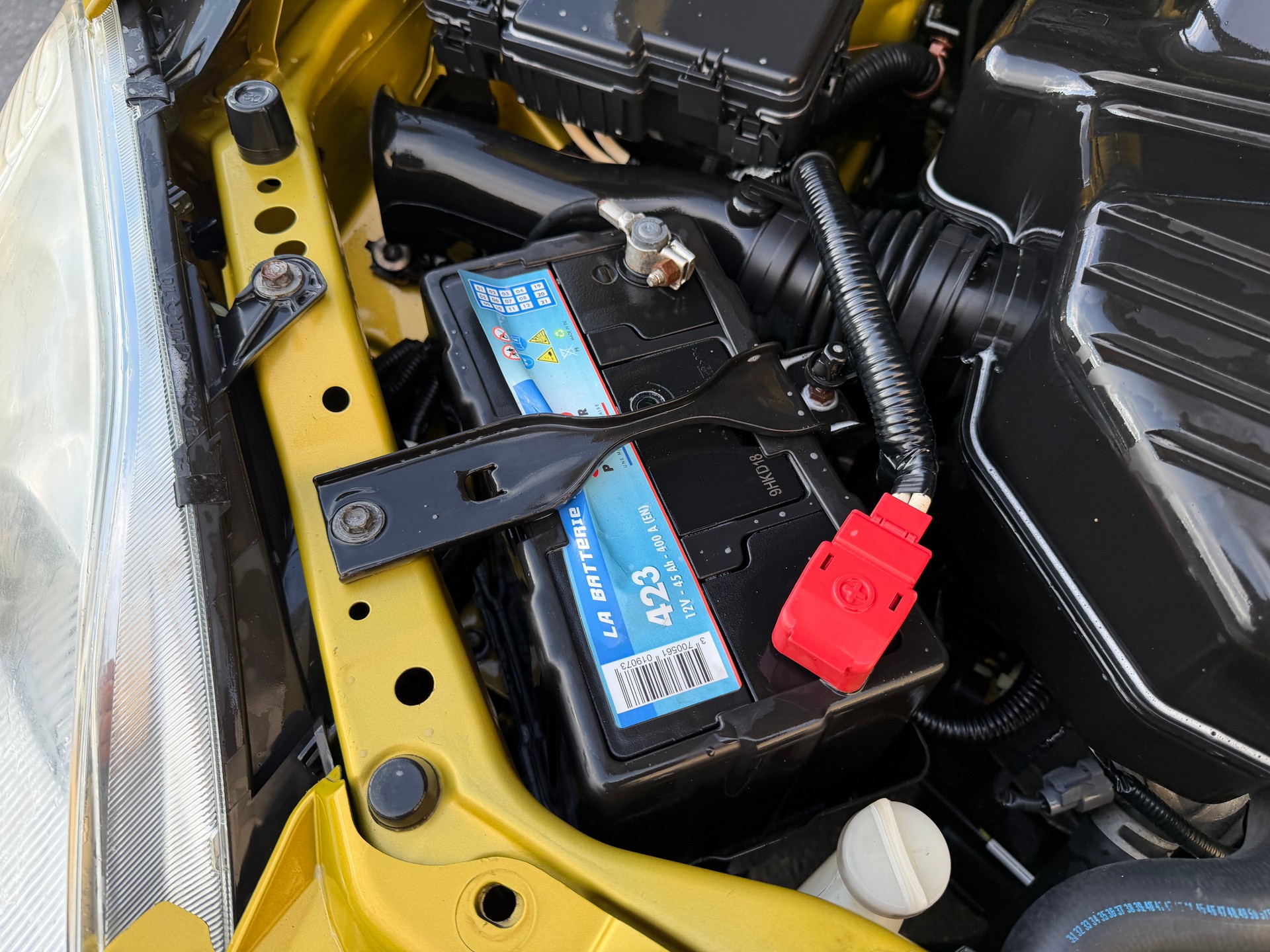 HONDA Civic 1.6i ES-image-29