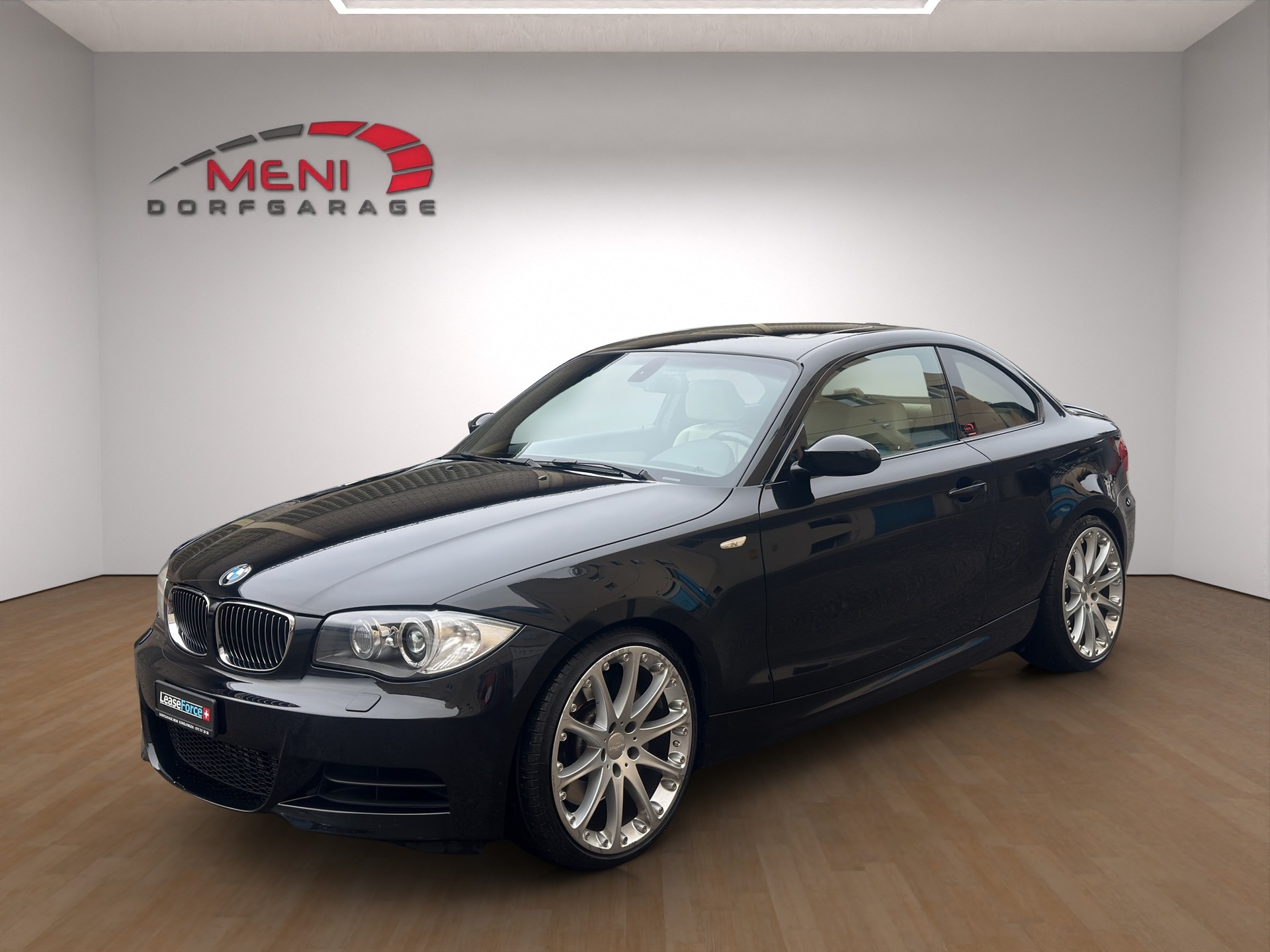 BMW 135i Coupé Steptronic-image-1