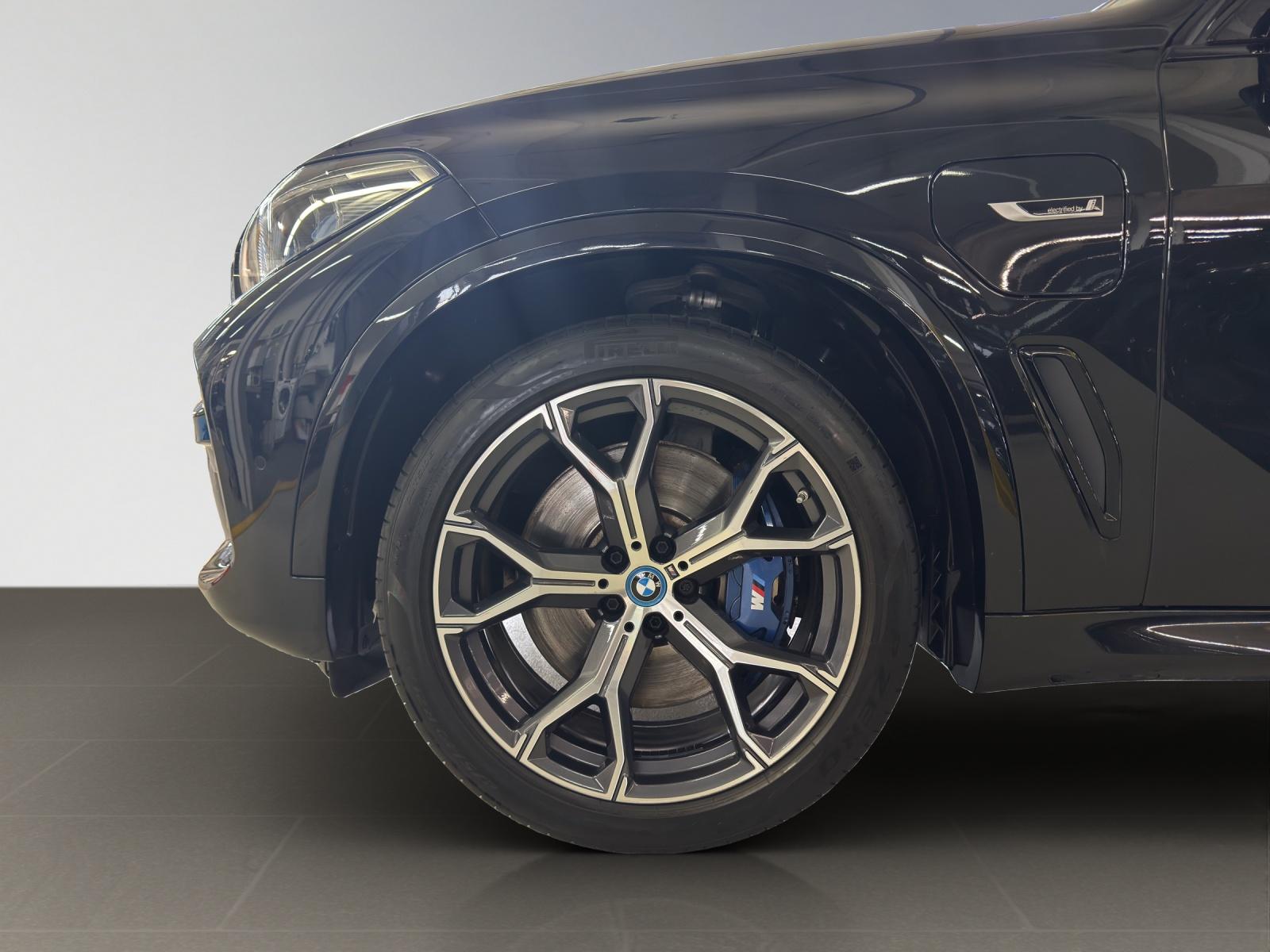 BMW X5 45e xDrive SAG-showroom-element-2