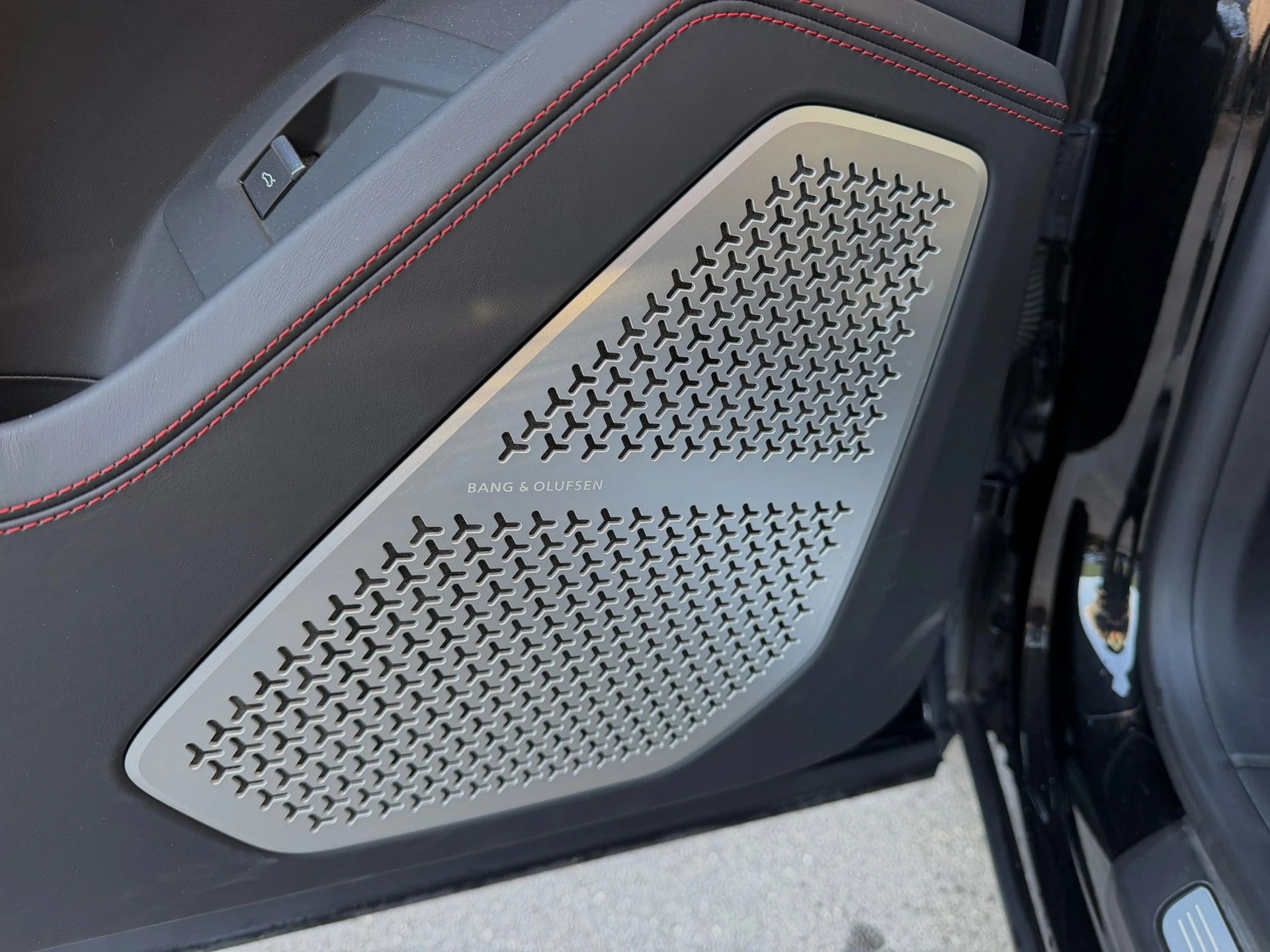 LAMBORGHINI Urus 4.0-image-12