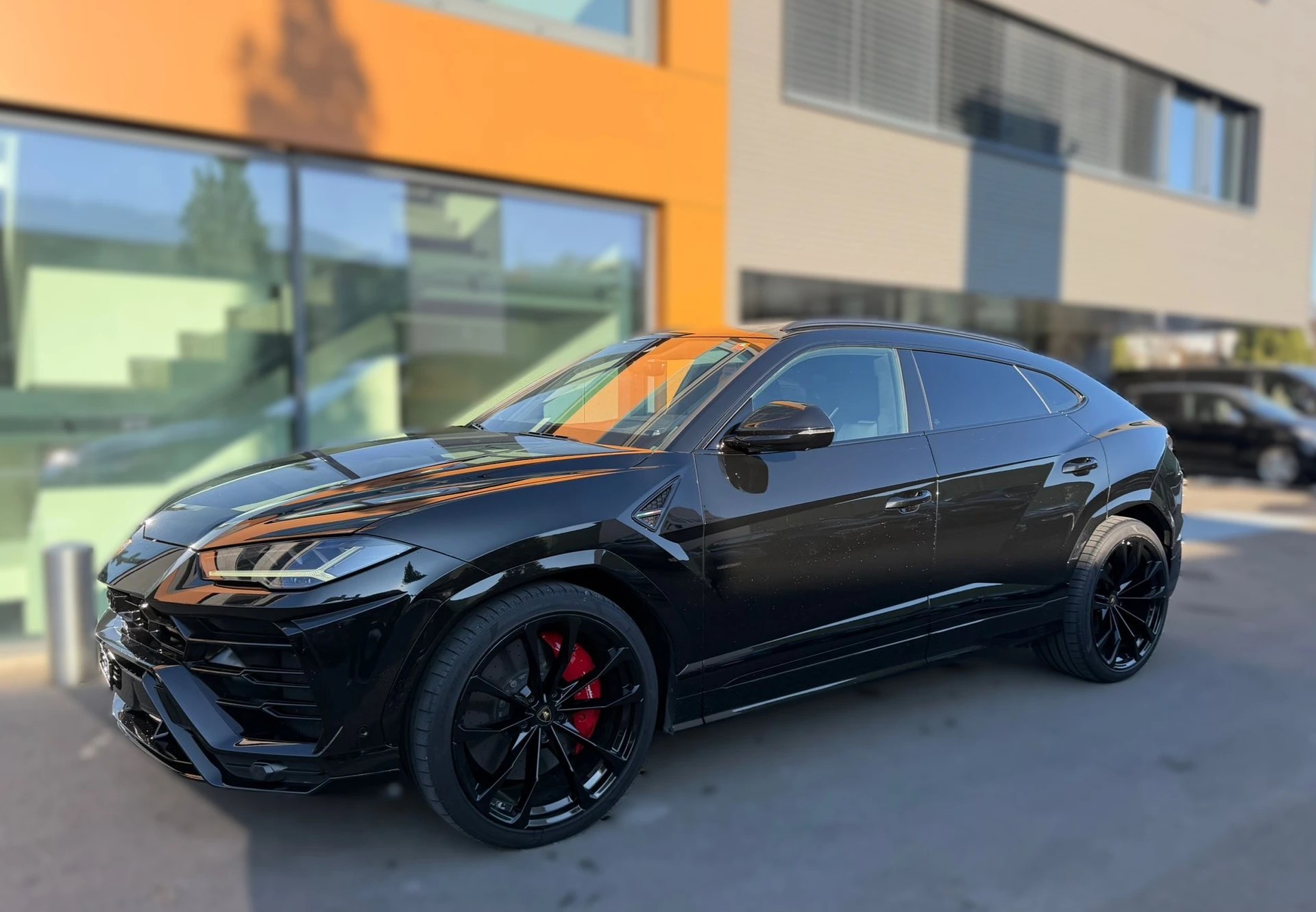 LAMBORGHINI Urus 4.0-image-4