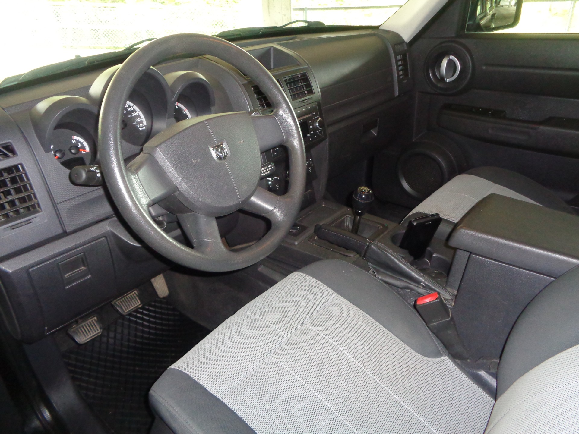 DODGE CRD 4x4-image-3