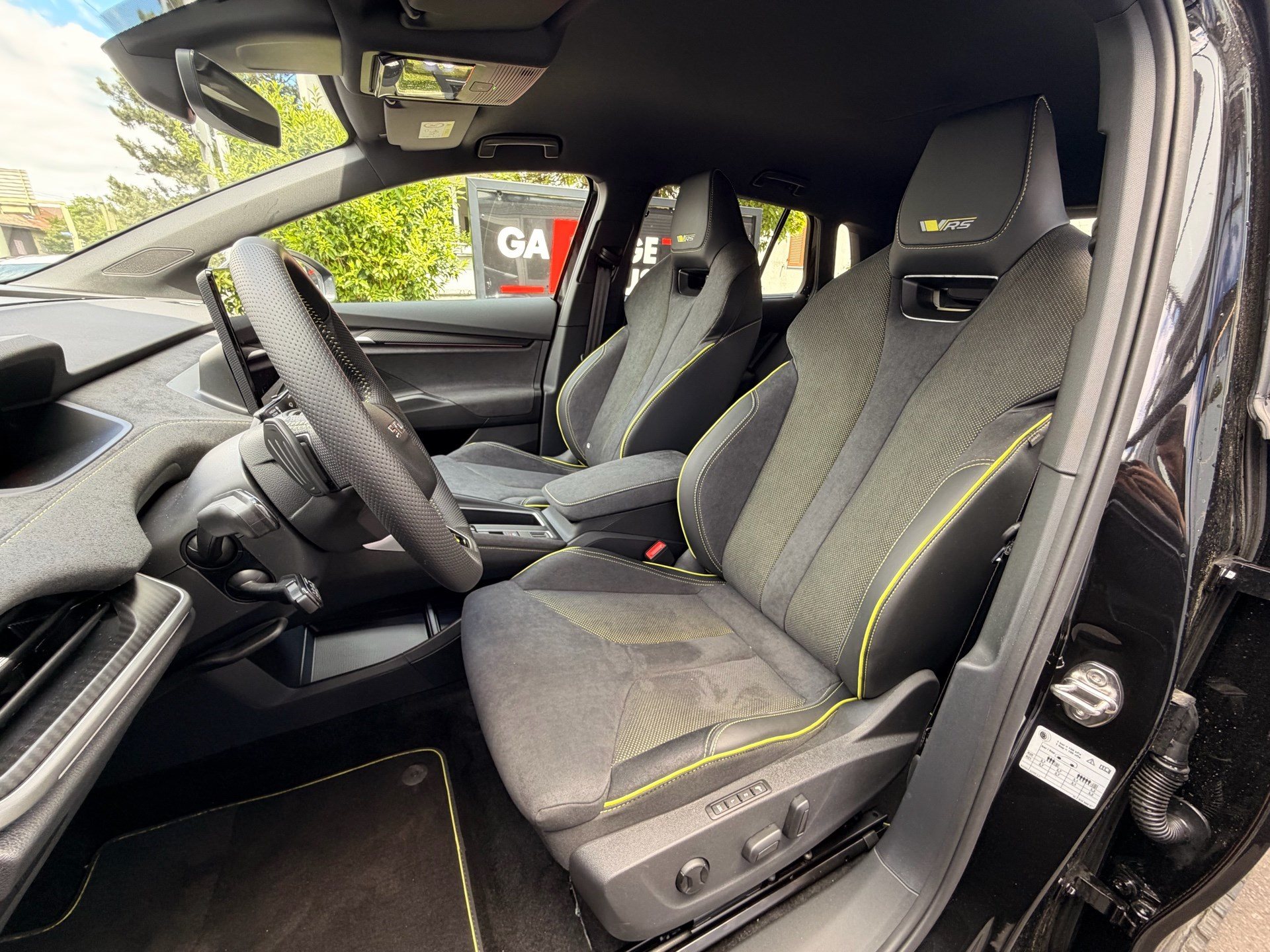 SKODA Elroq RS LOUNGE 4X4 *** ANHÄNGEKUPPLUNG - WÄRMEPUMPE & MAXX AUSSTATTUNGSPAKET ***-image-8