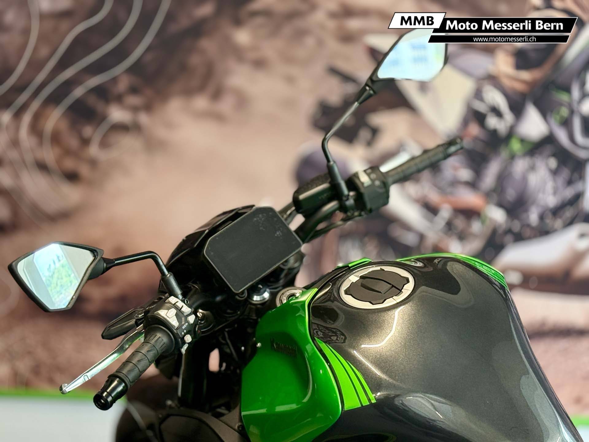 KAWASAKI Z 900 (35kW)-image-13