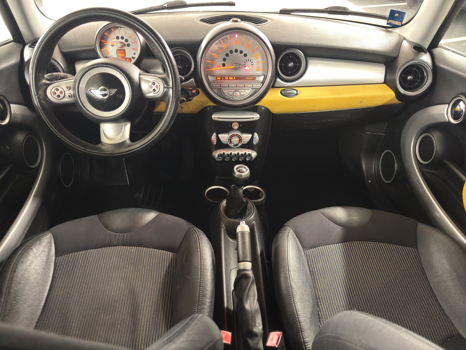 MINI Cooper-image-8