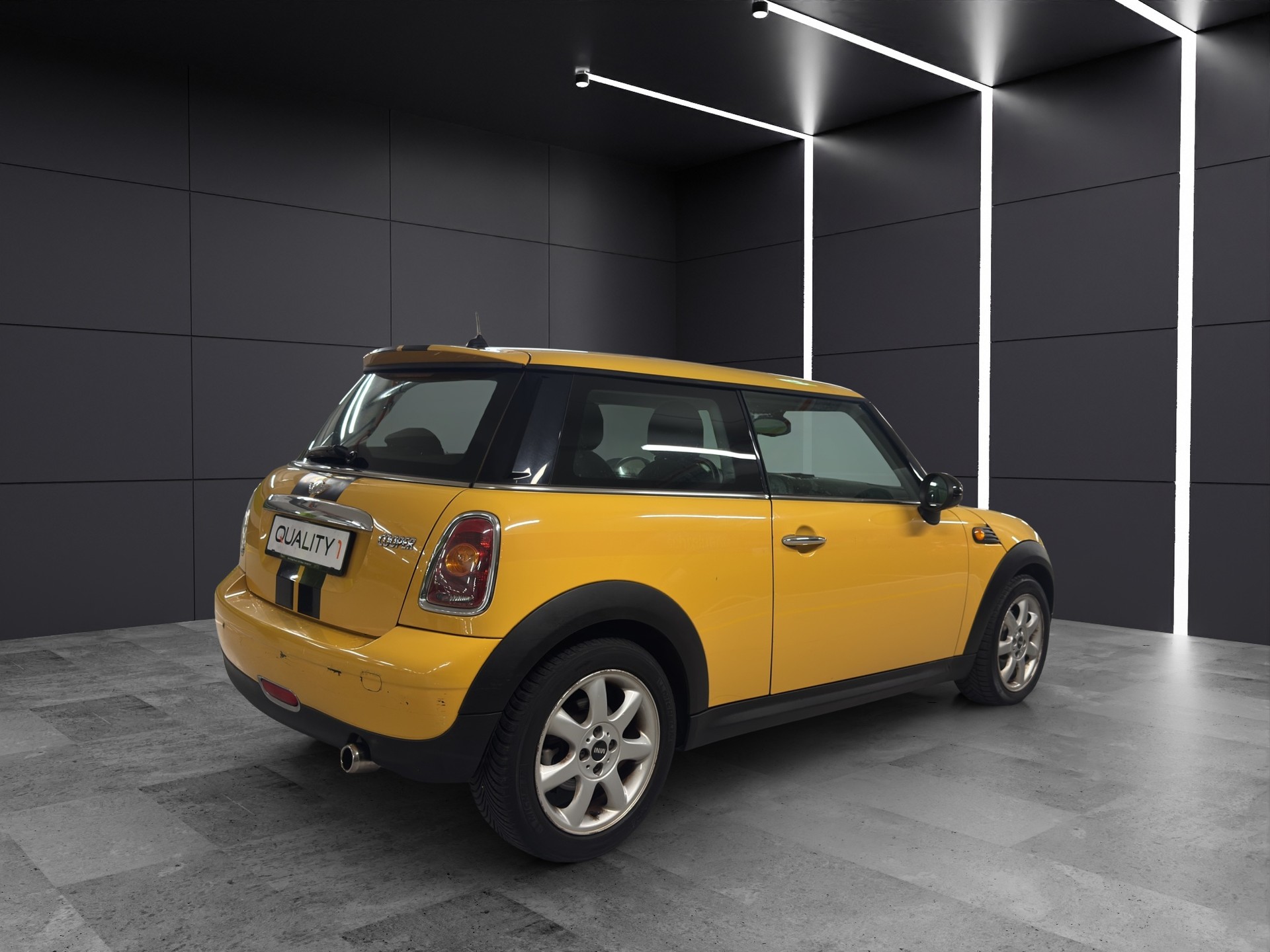 MINI Cooper-image-4