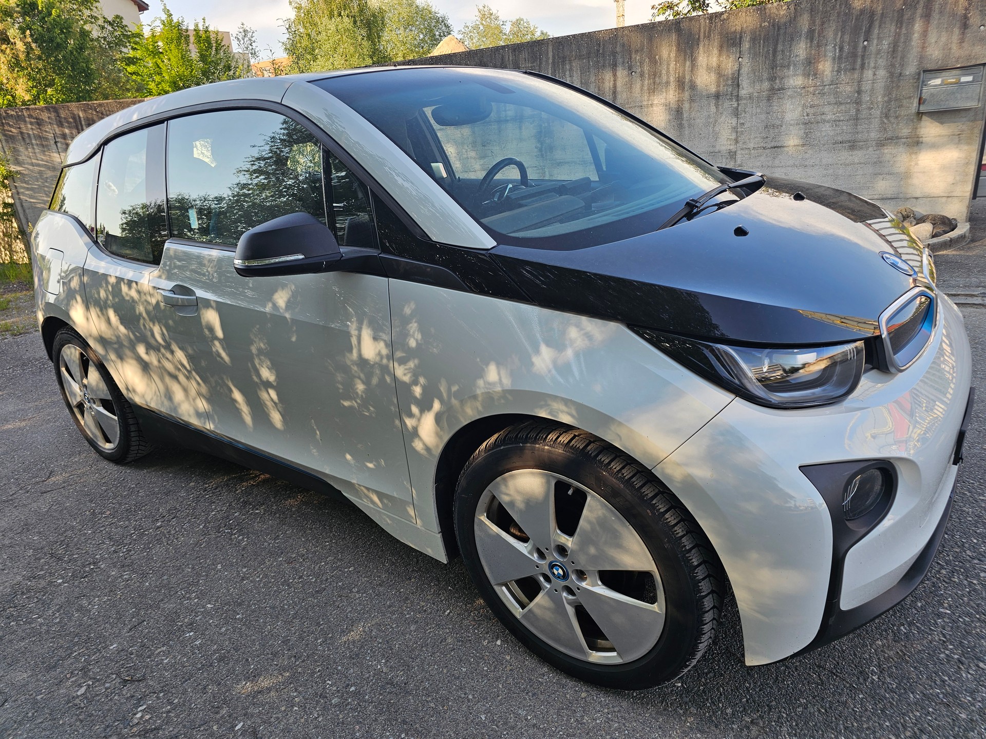 BMW i3 (94Ah)-image-2