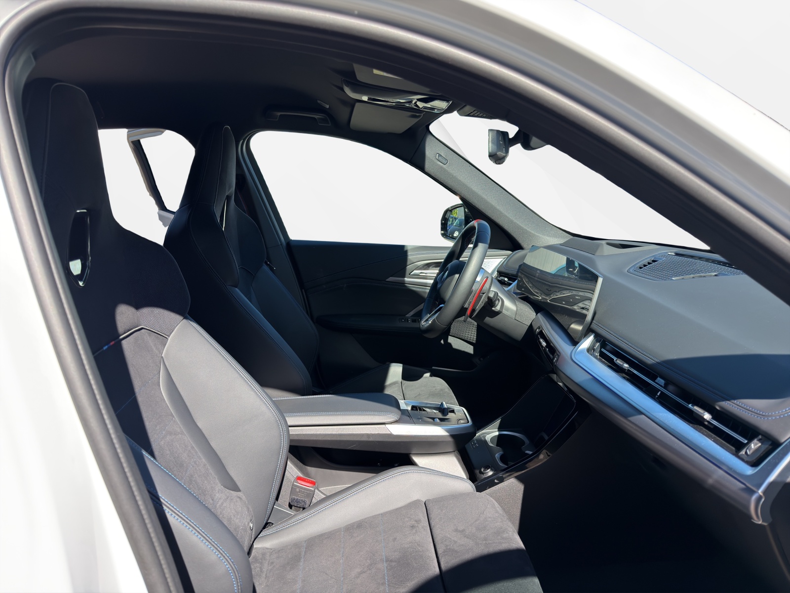 BMW X1 M35i xDrive-image-17