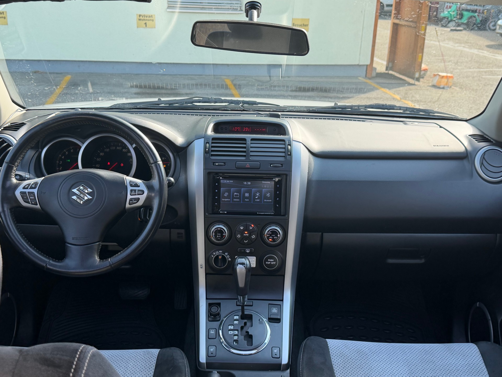 SUZUKI Grand Vitara 2.0 16V Top Limited Edition Automatic-image-9