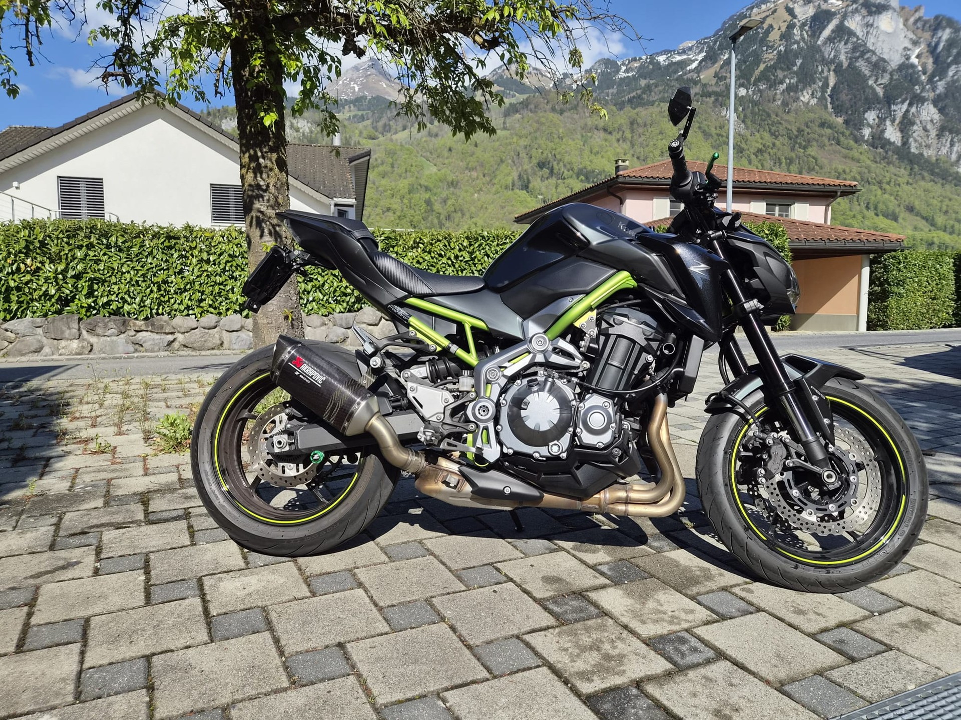 KAWASAKI Z 900