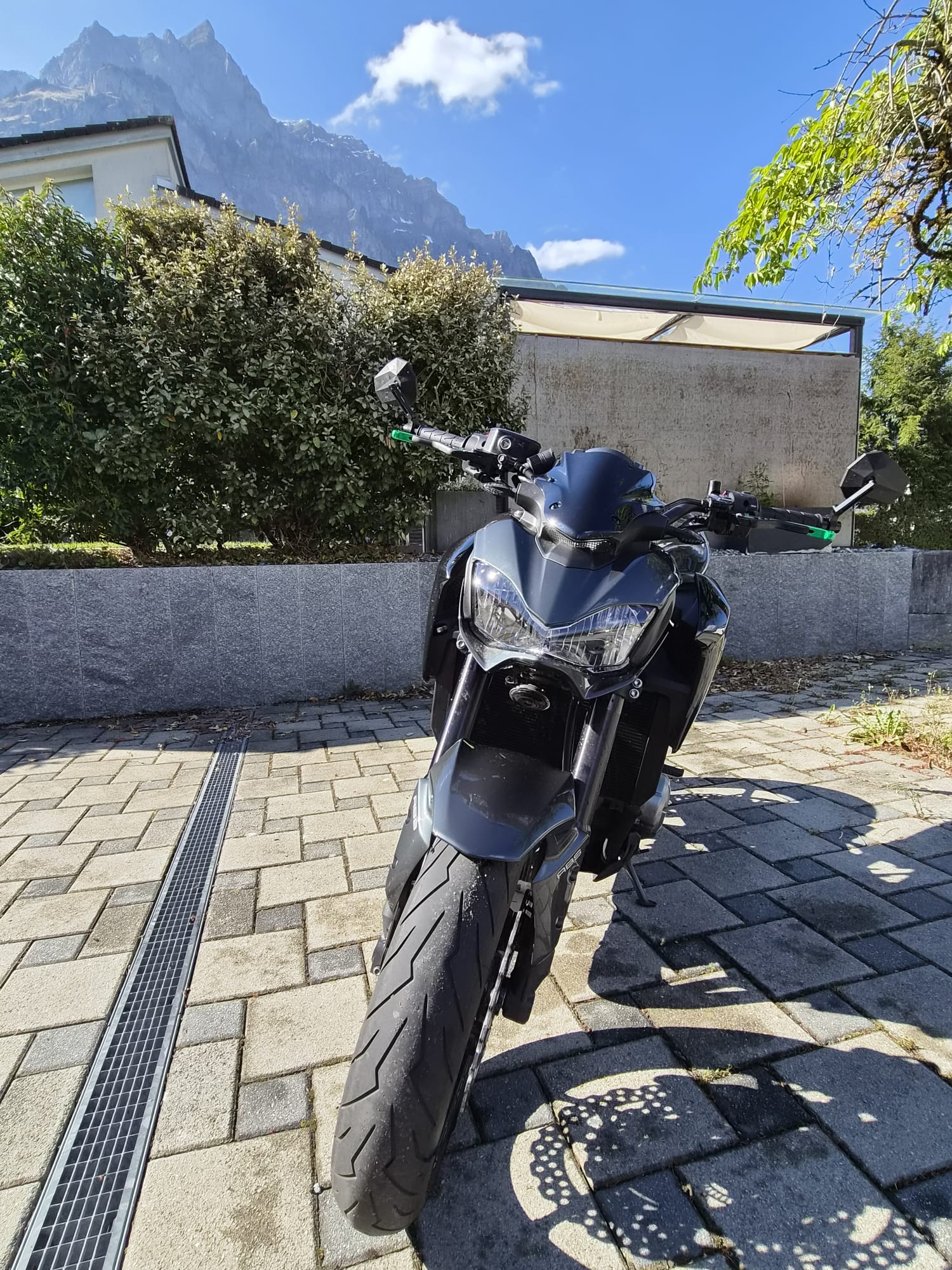KAWASAKI Z 900-image-1