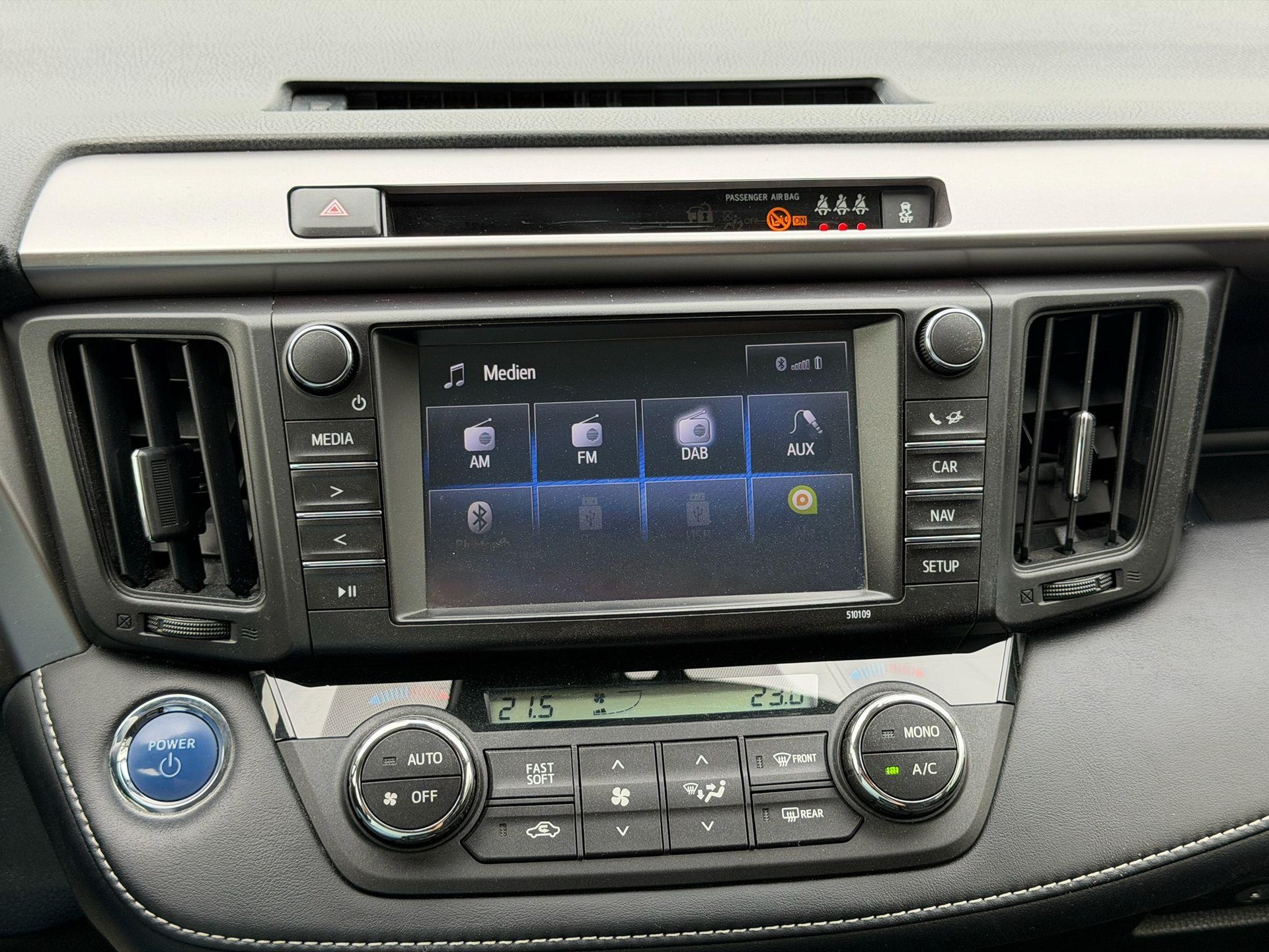 TOYOTA RAV4 2.5 HSD Trend-image-17
