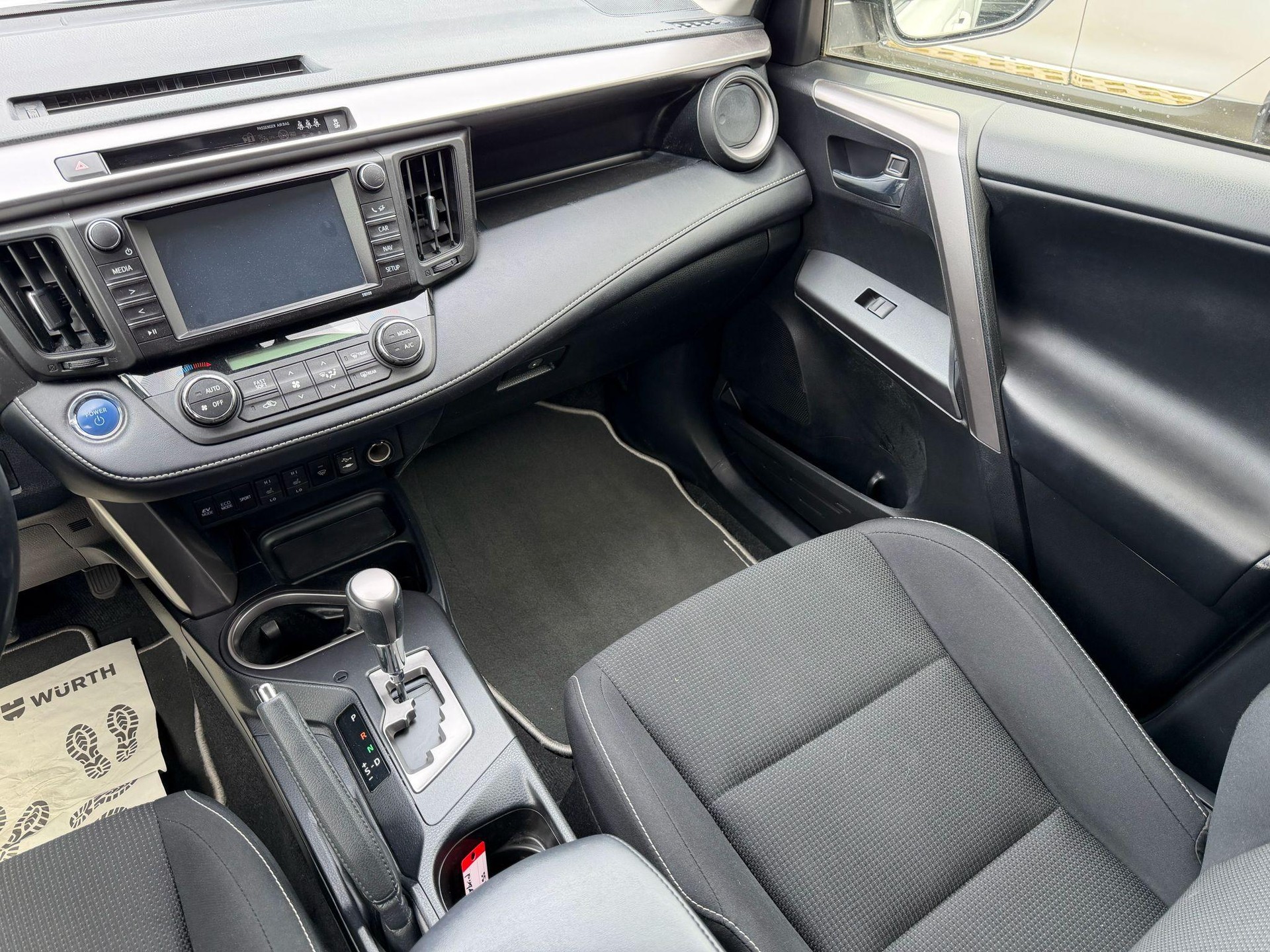 TOYOTA RAV4 2.5 HSD Trend-image-12