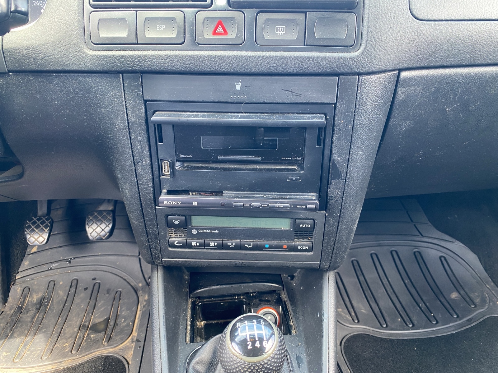 VW Golf 1.9 TDI 130,PS 4X4 Generation 4Motion-image-10