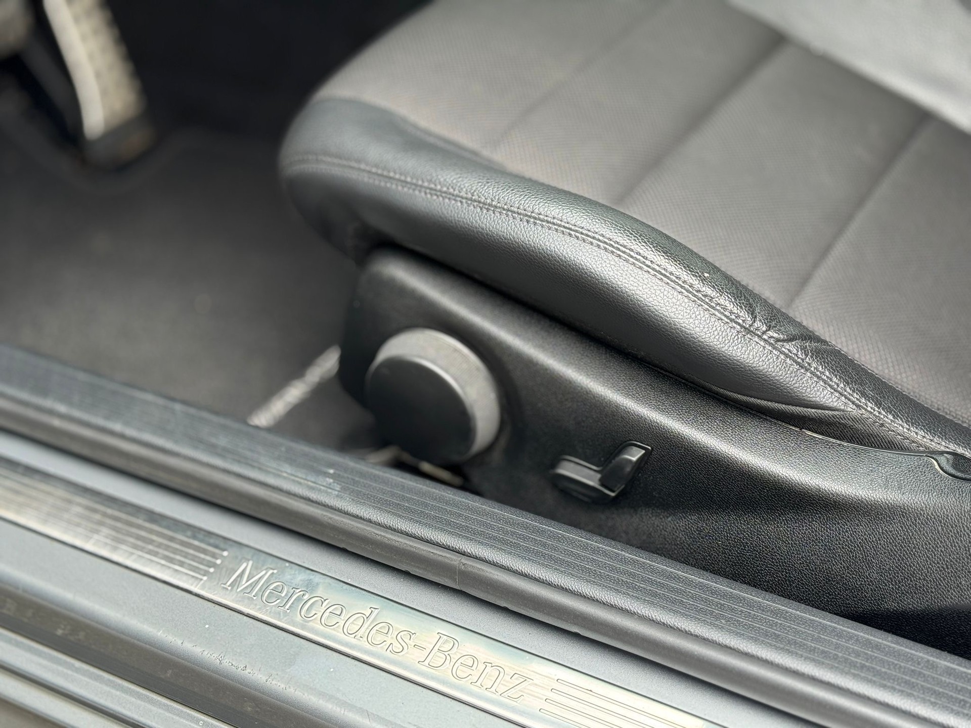 MERCEDES-BENZ C 250 Coupé 7G-Tronic-image-10