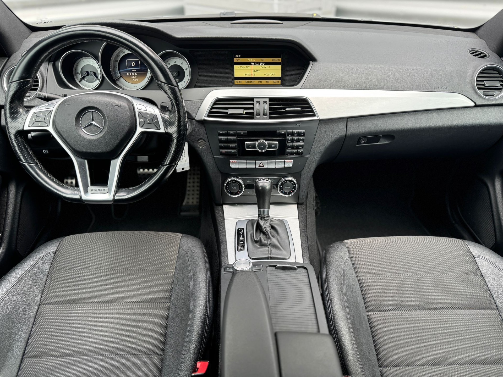 MERCEDES-BENZ C 250 Coupé 7G-Tronic-image-8