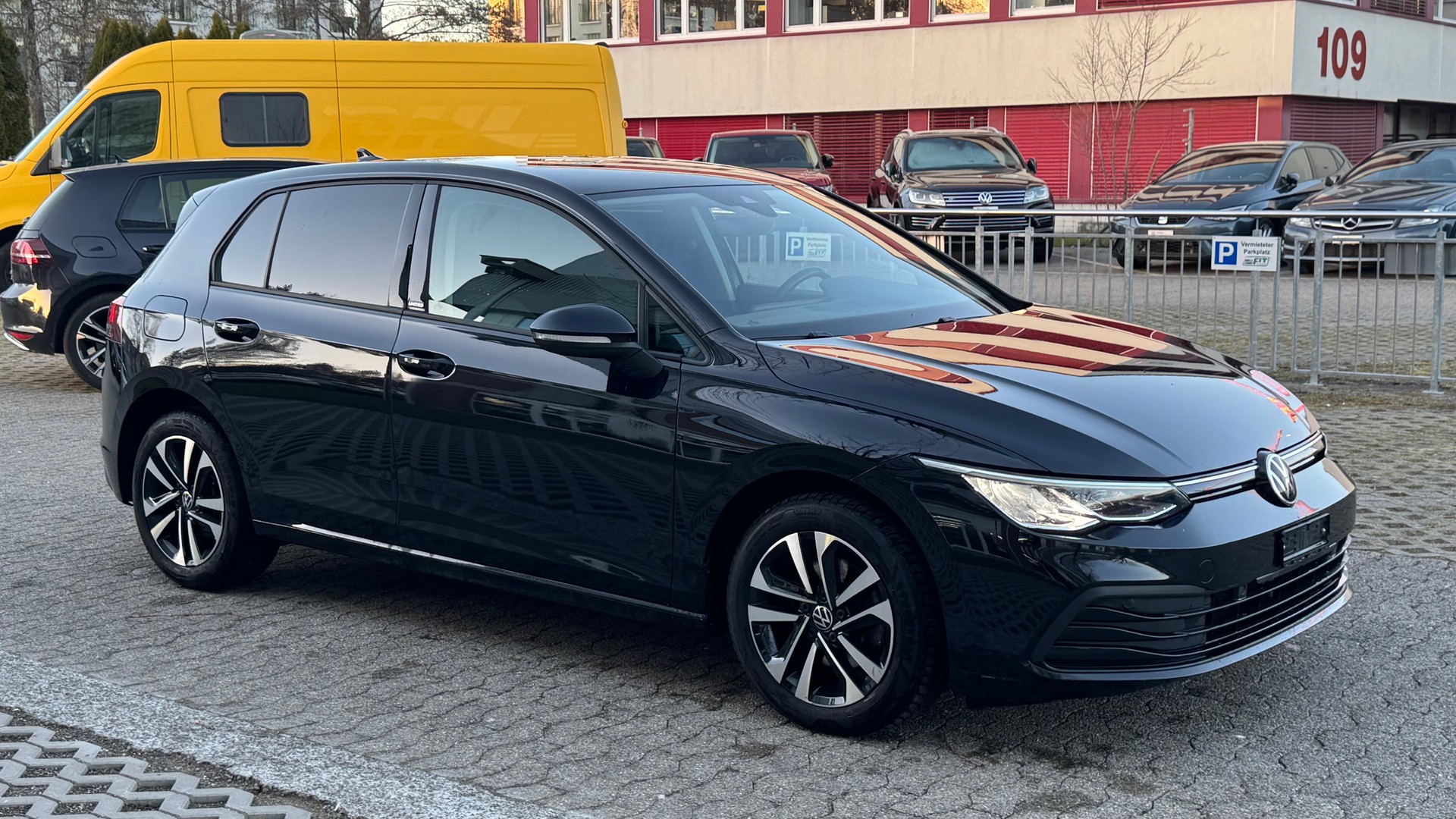 VW Golf 2.0 TDI Style DSG-image-2