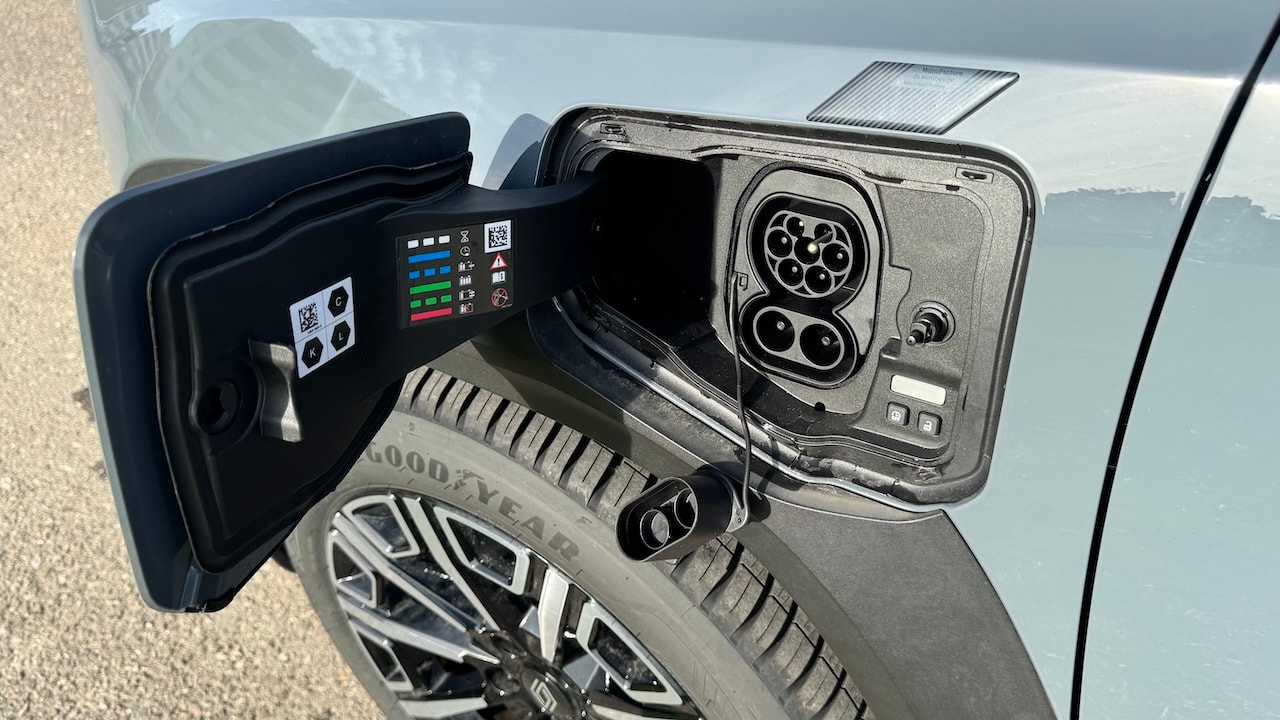 RENAULT R4 E-Tech Comfort Range 52 kWh Iconic * Vollausstattung * Toutes Options *-image-12