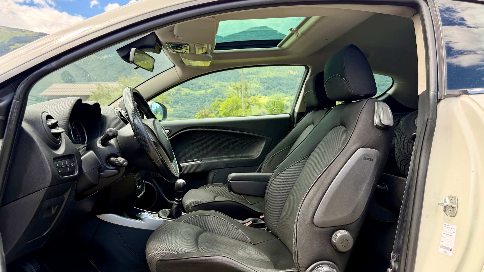 ALFA ROMEO MiTo 1.4 TB Distinctive-image-9