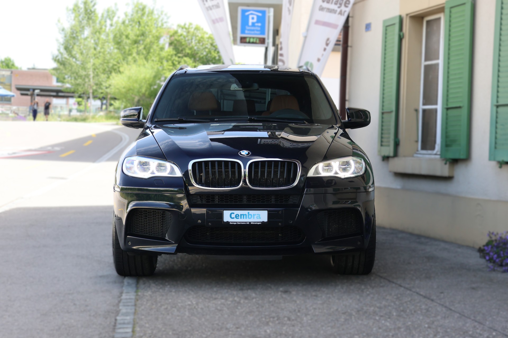 BMW X5 xDrive M Steptronic-showroom-element-1