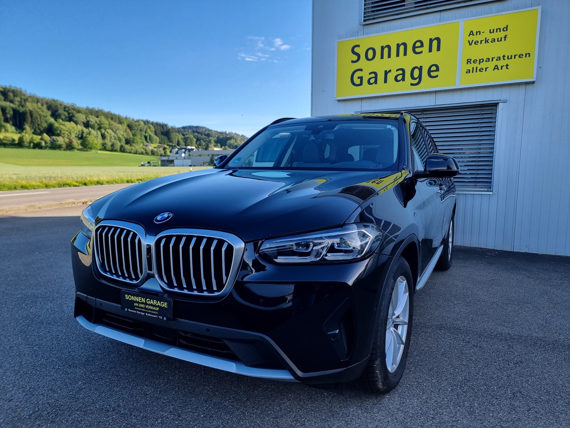 BMW X3 xDrive 20i-image-2