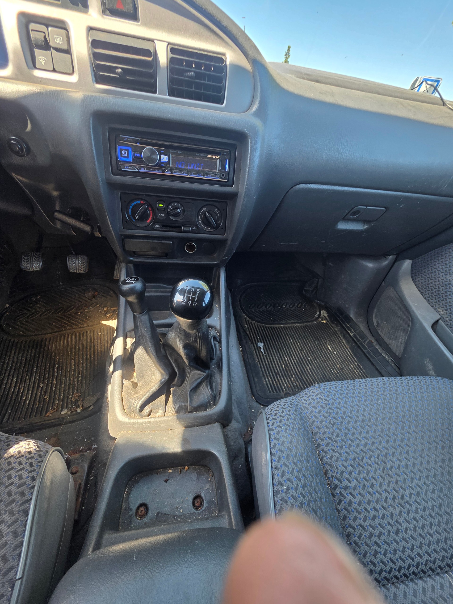 FORD Ranger XLT 2.5 TD 4x4-image-9