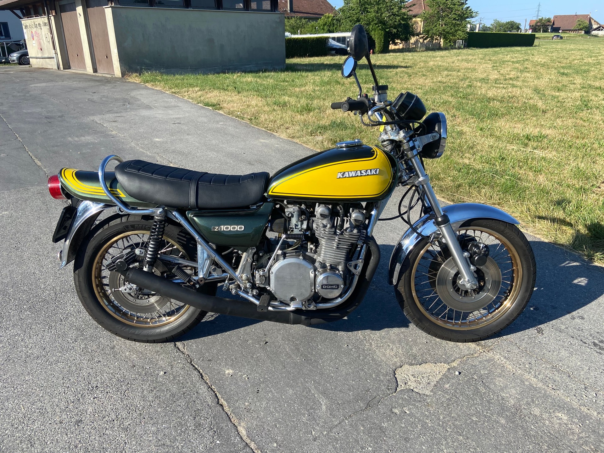 KAWASAKI KZT00A-image-0