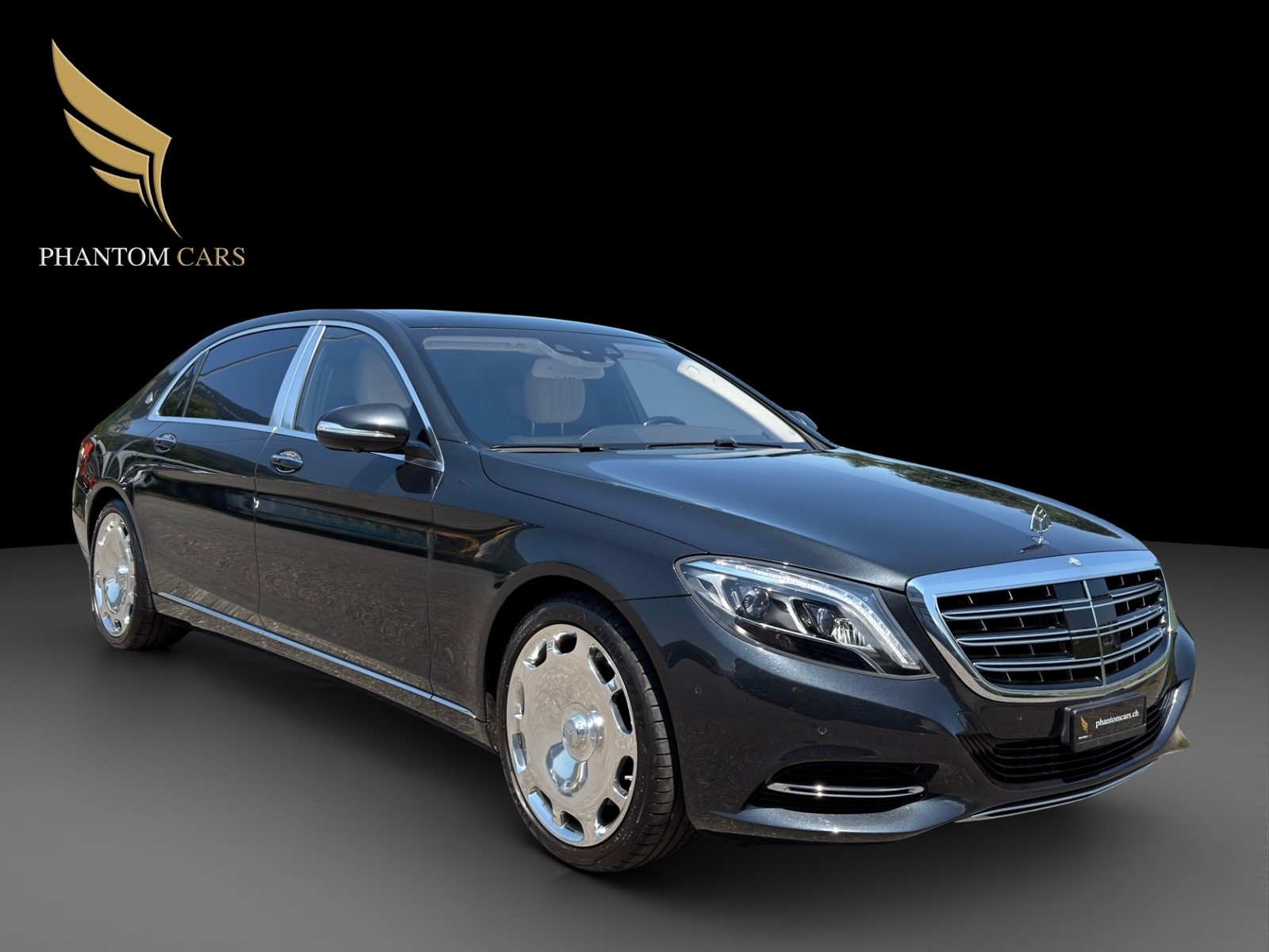 MERCEDES-BENZ S 600 Maybach 7G-Tronic-showroom-element-1
