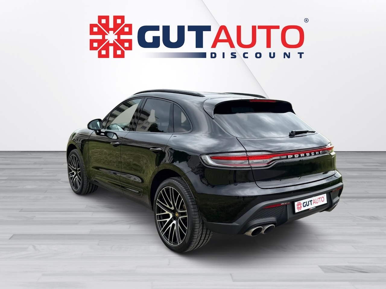 PORSCHE Macan S PDK-showroom-element-2