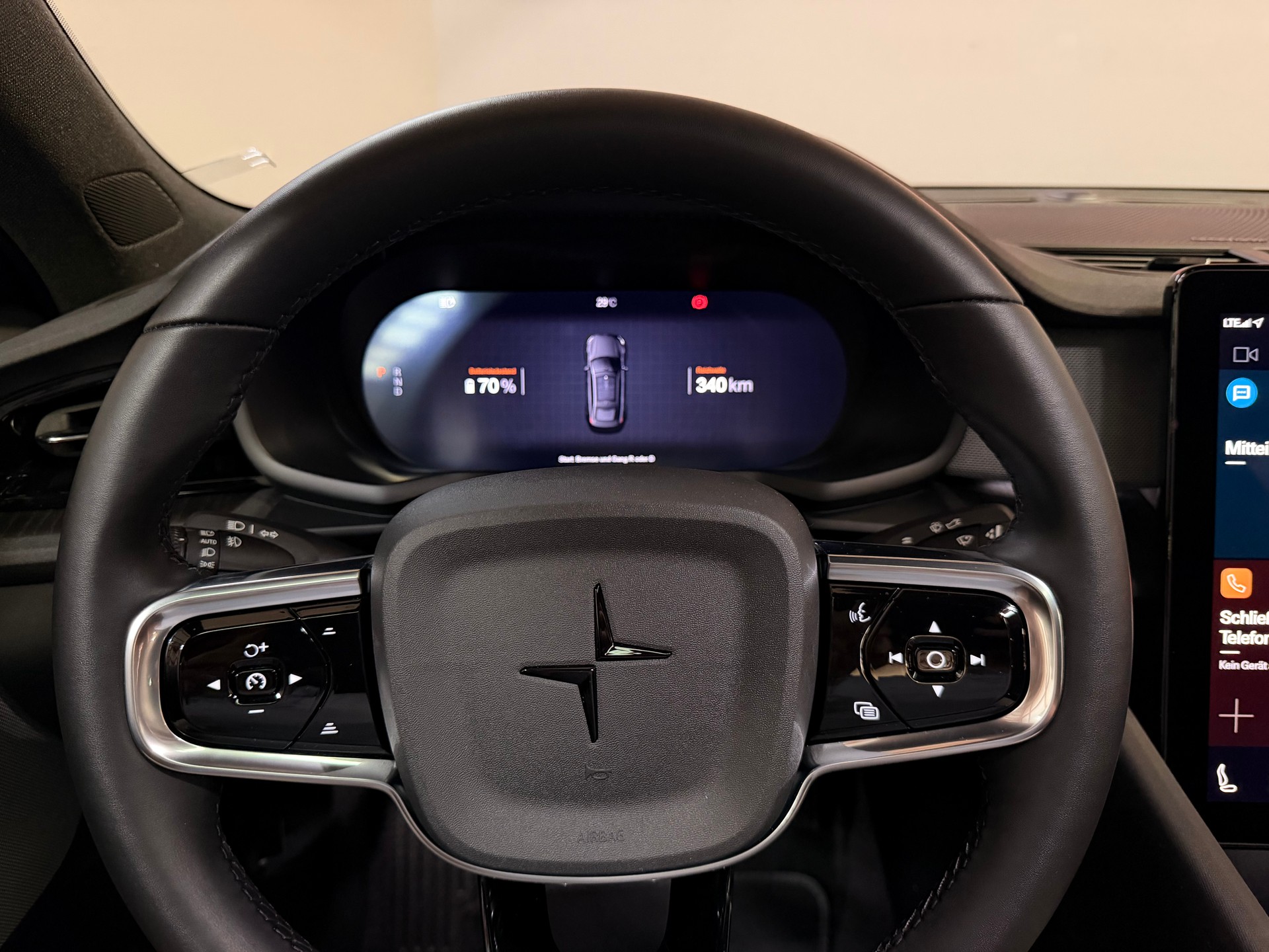 POLESTAR Polestar 2 Long Range Dual Performance 82 kWh MY25-image-20