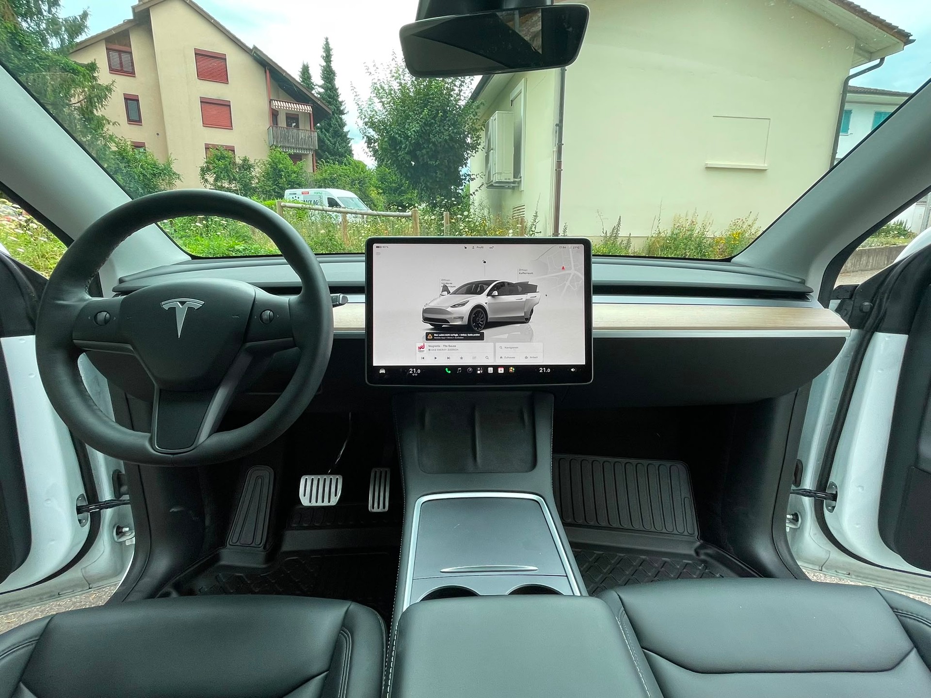 TESLA Model Y Performance SOH 94% 514 km (WLTP) 534PS Made in Berlin Werksgarantie-image-10