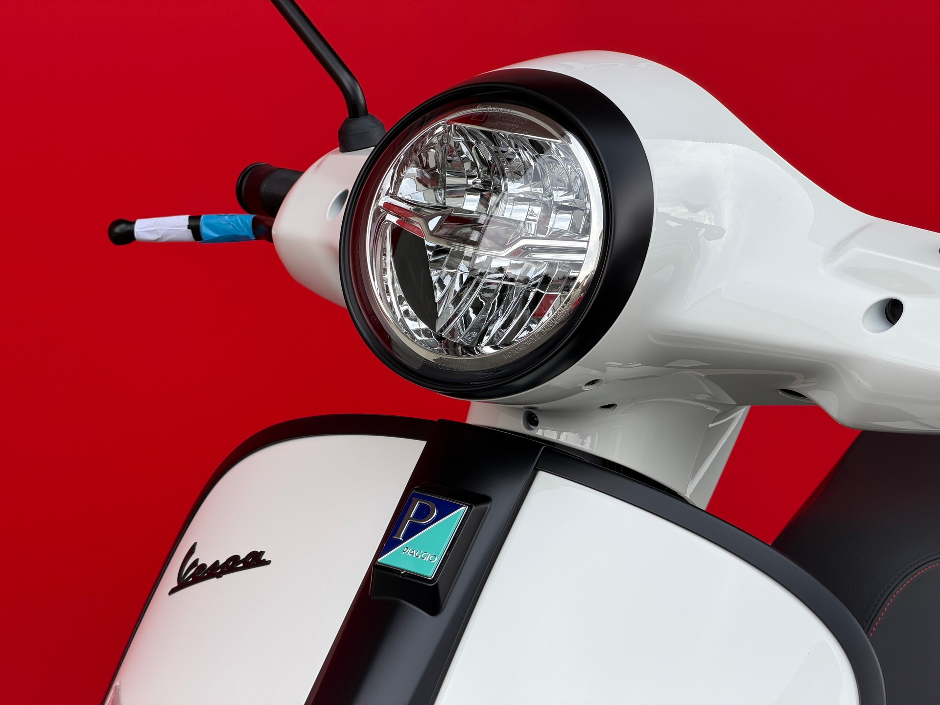 PIAGGIO Vespa GTS 125 Super Sport RST Euro 5+-image-11