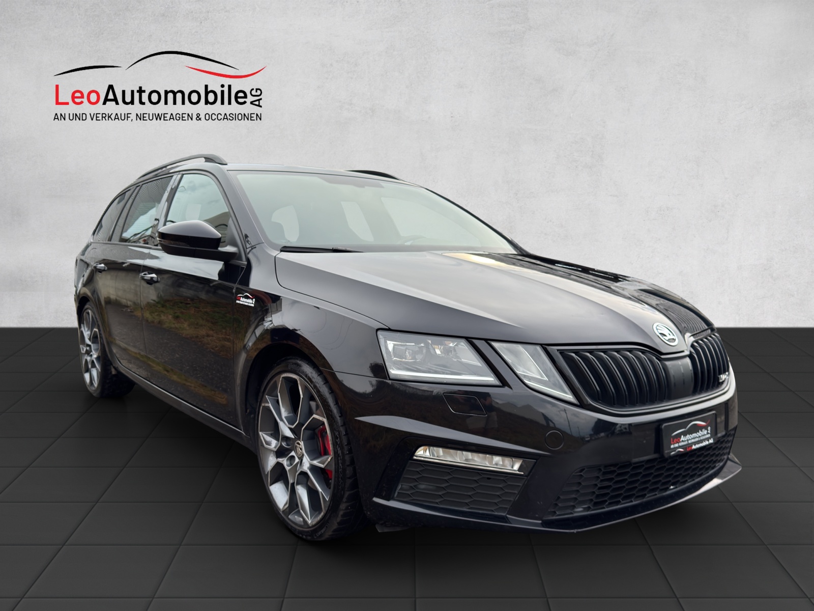 SKODA Octavia Combi 2.0 TDI RS 4x4 DSG-image-6