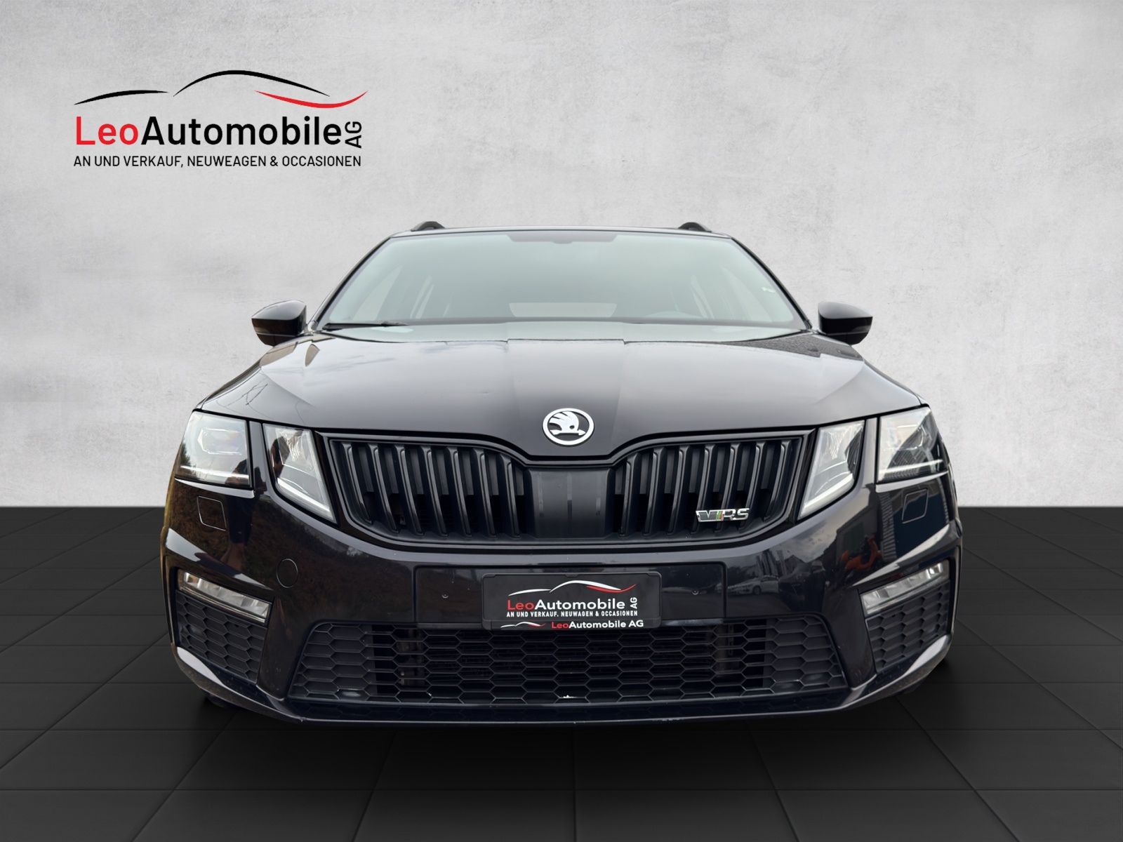 SKODA Octavia Combi 2.0 TDI RS 4x4 DSG-image-7