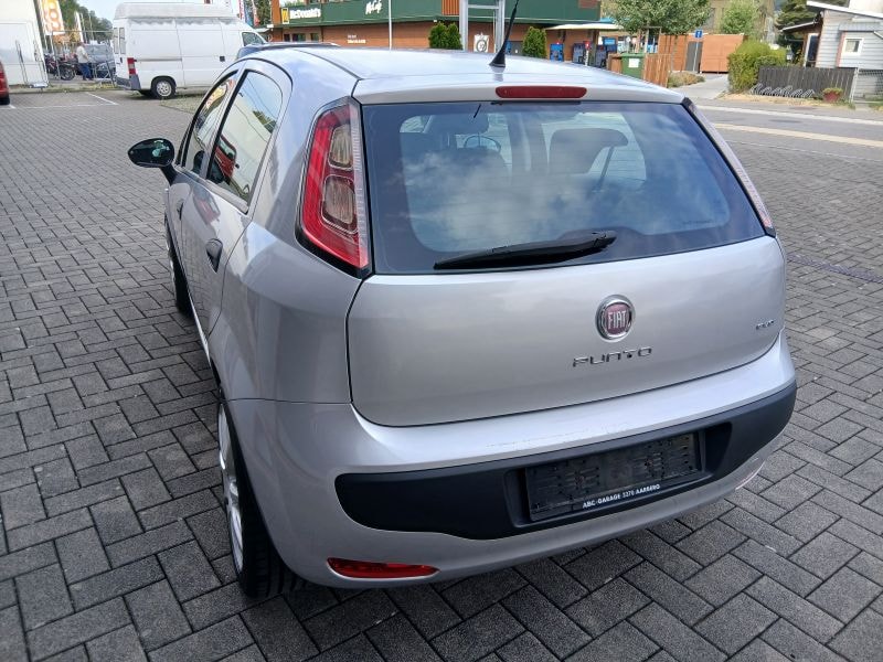 FIAT Punto 1.4 Dynamic-image-2