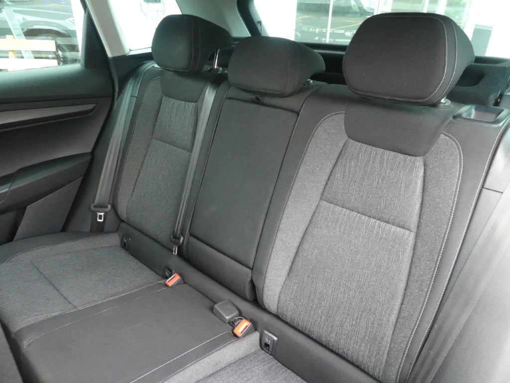 SKODA Karoq 1.5 TSI ACT Style DSG-image-11