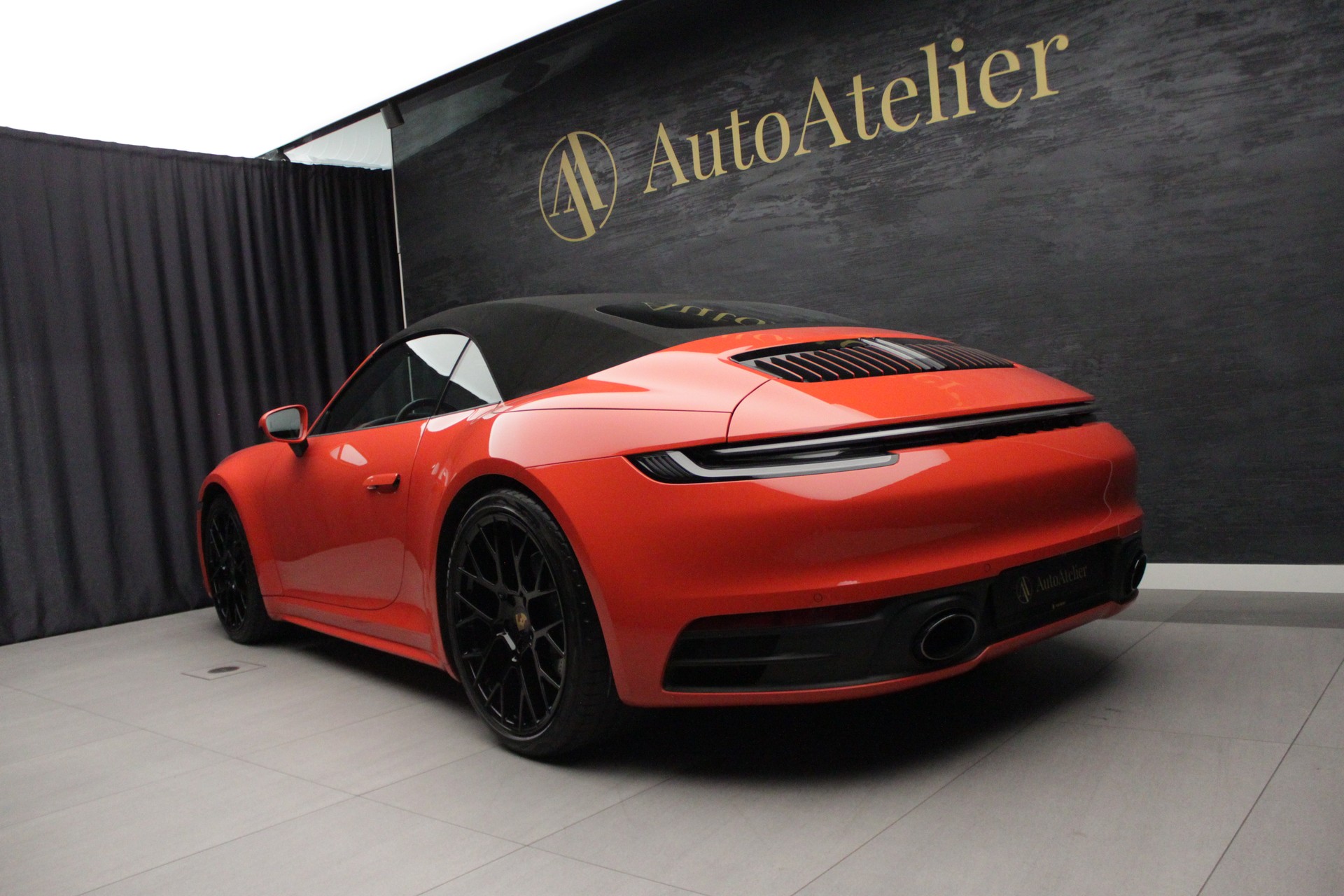 PORSCHE 911 Carrera 4S Cabriolet PDK-image-12