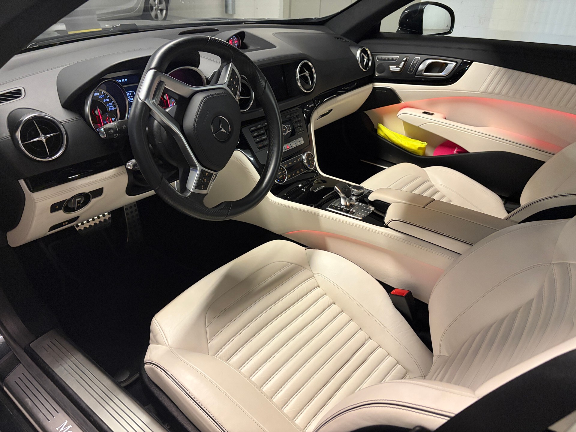 MERCEDES-BENZ SL 500 V8-image-4