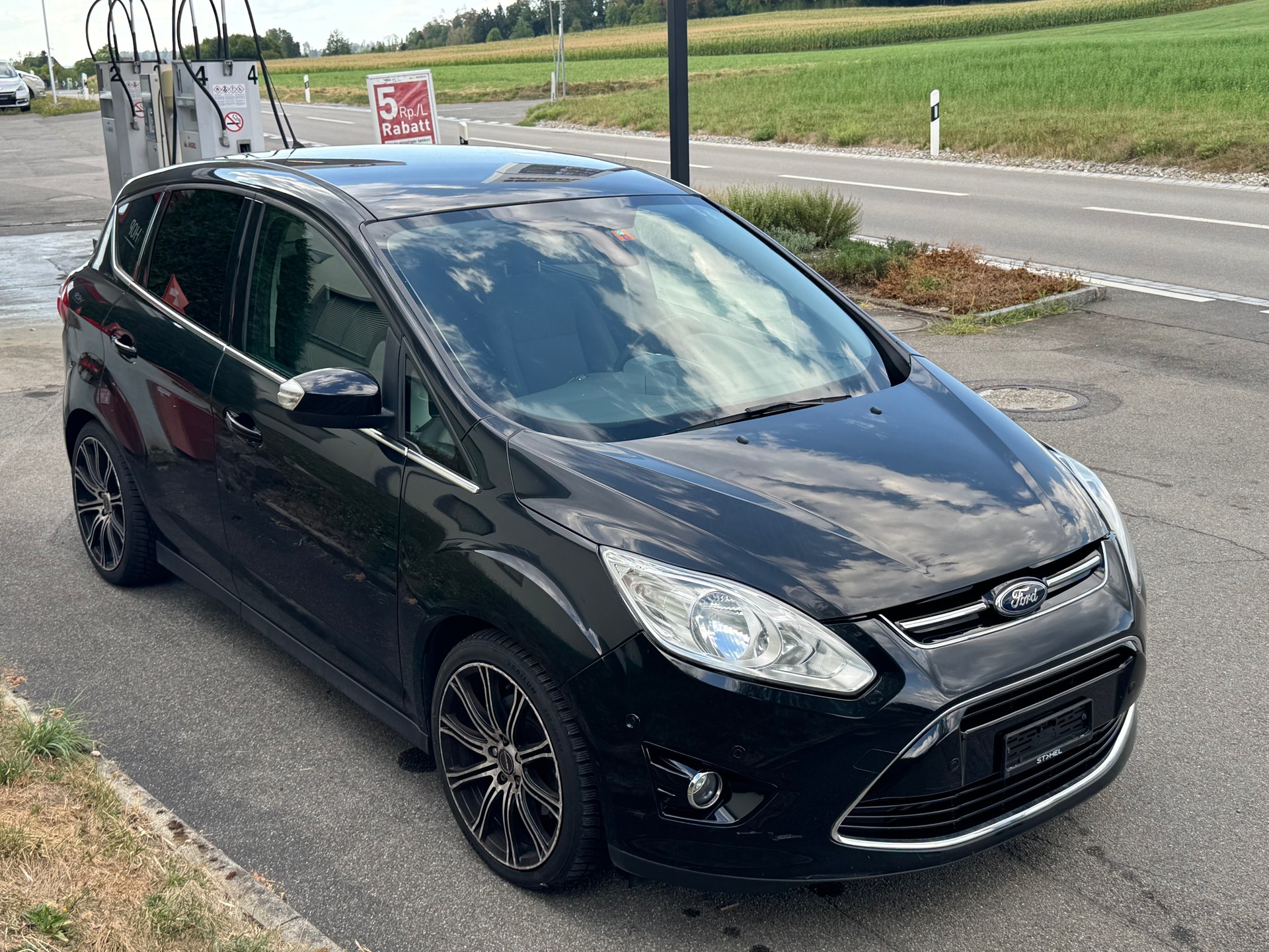 FORD C-Max 2.0 TDCi Titanium-image-2