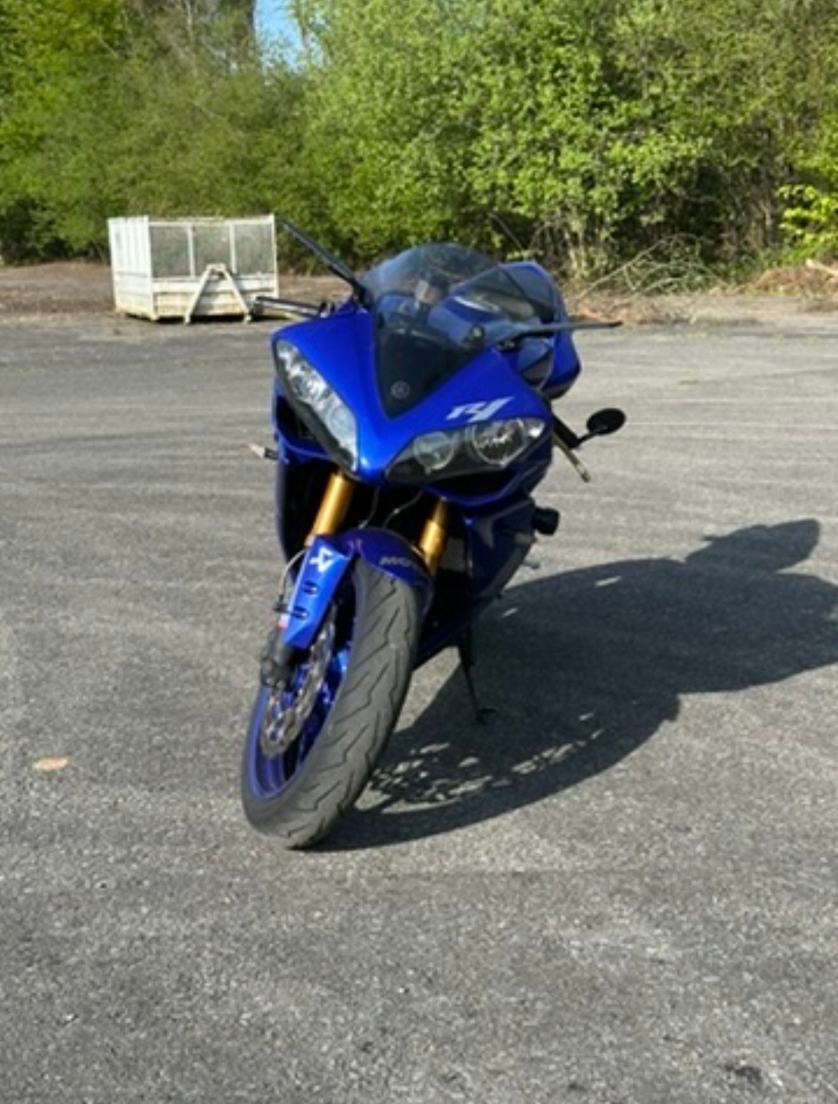 YAMAHA YZF-R1-image-2