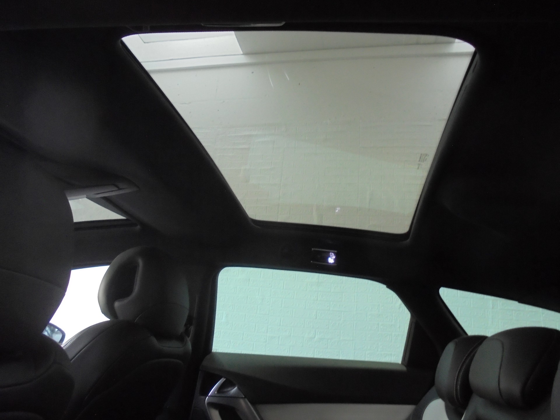 DS AUTOMOBILES DS 5 HYbrid4 200 SO Chic EGS6-image-9