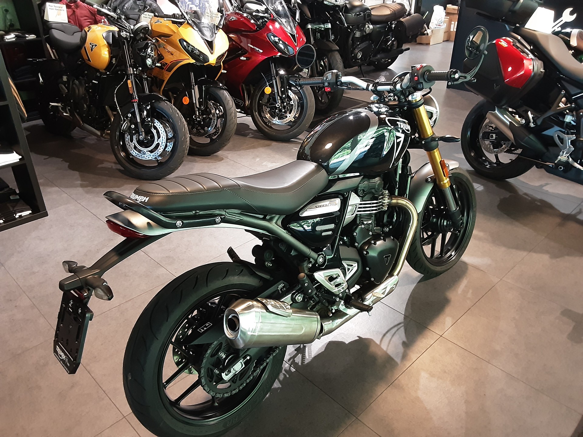 TRIUMPH Speed 400-image-4