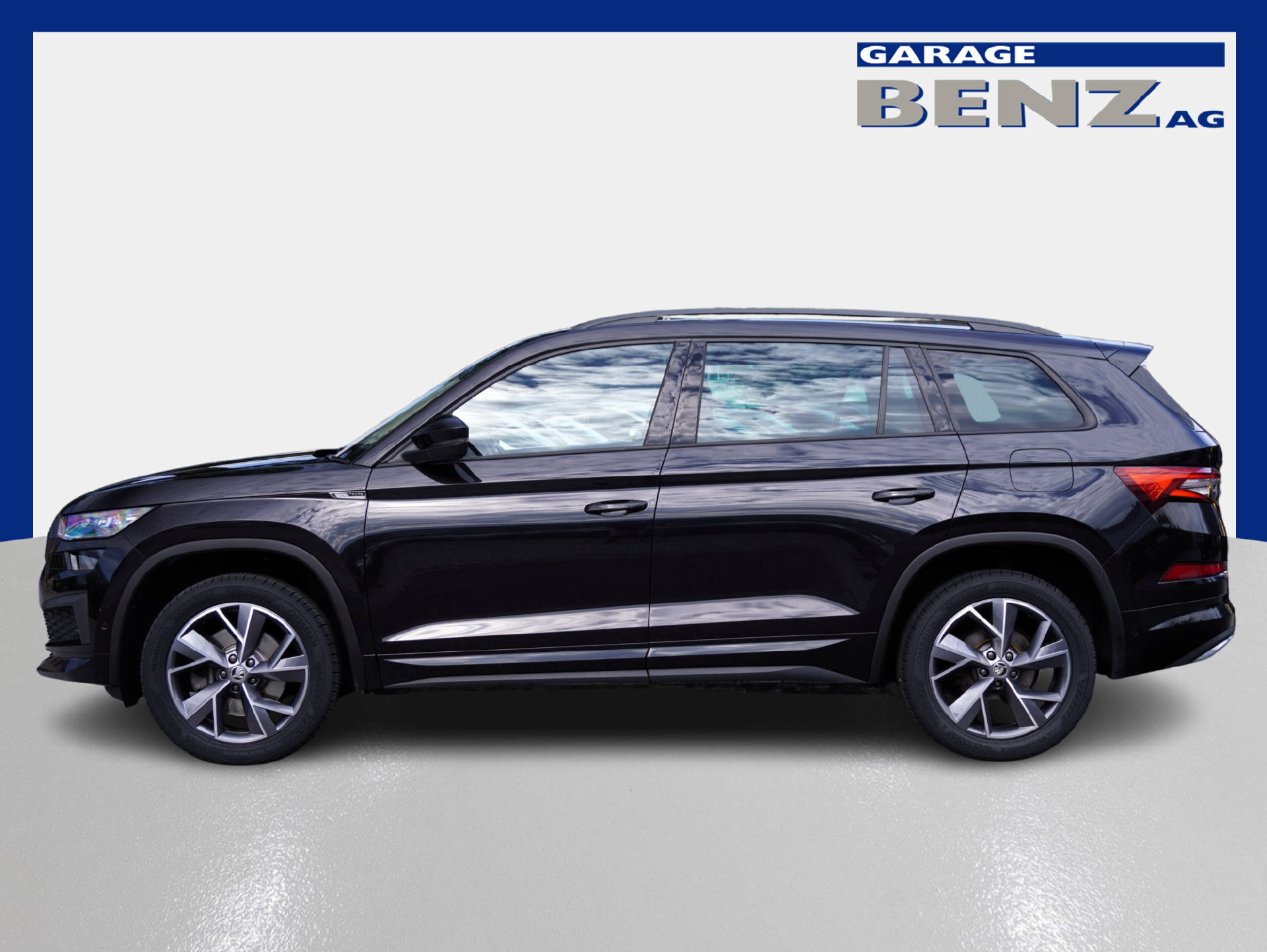 SKODA Kodiaq 2.0 TDI SportLine 4x4 DSG-showroom-element-3
