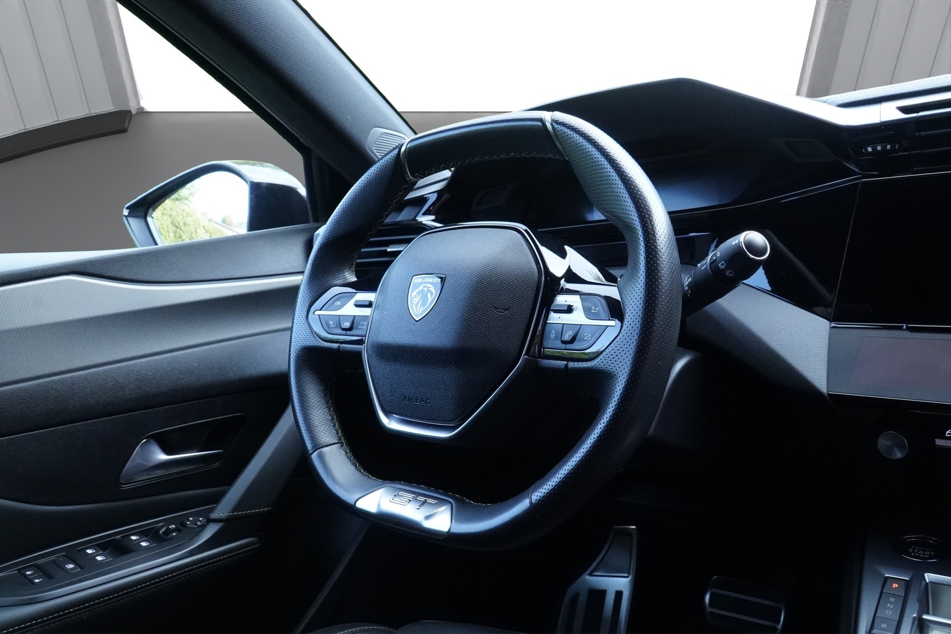 PEUGEOT 308 SW PHEV 180 GT e-EAT8 *CH Fahrzeug*-image-13