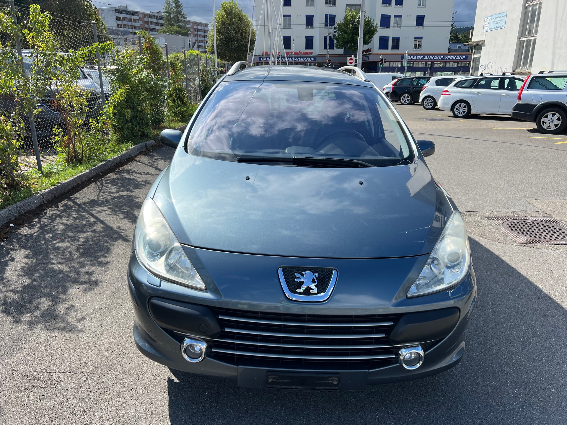 PEUGEOT 307 SW 2.0 16V Platinum Edition