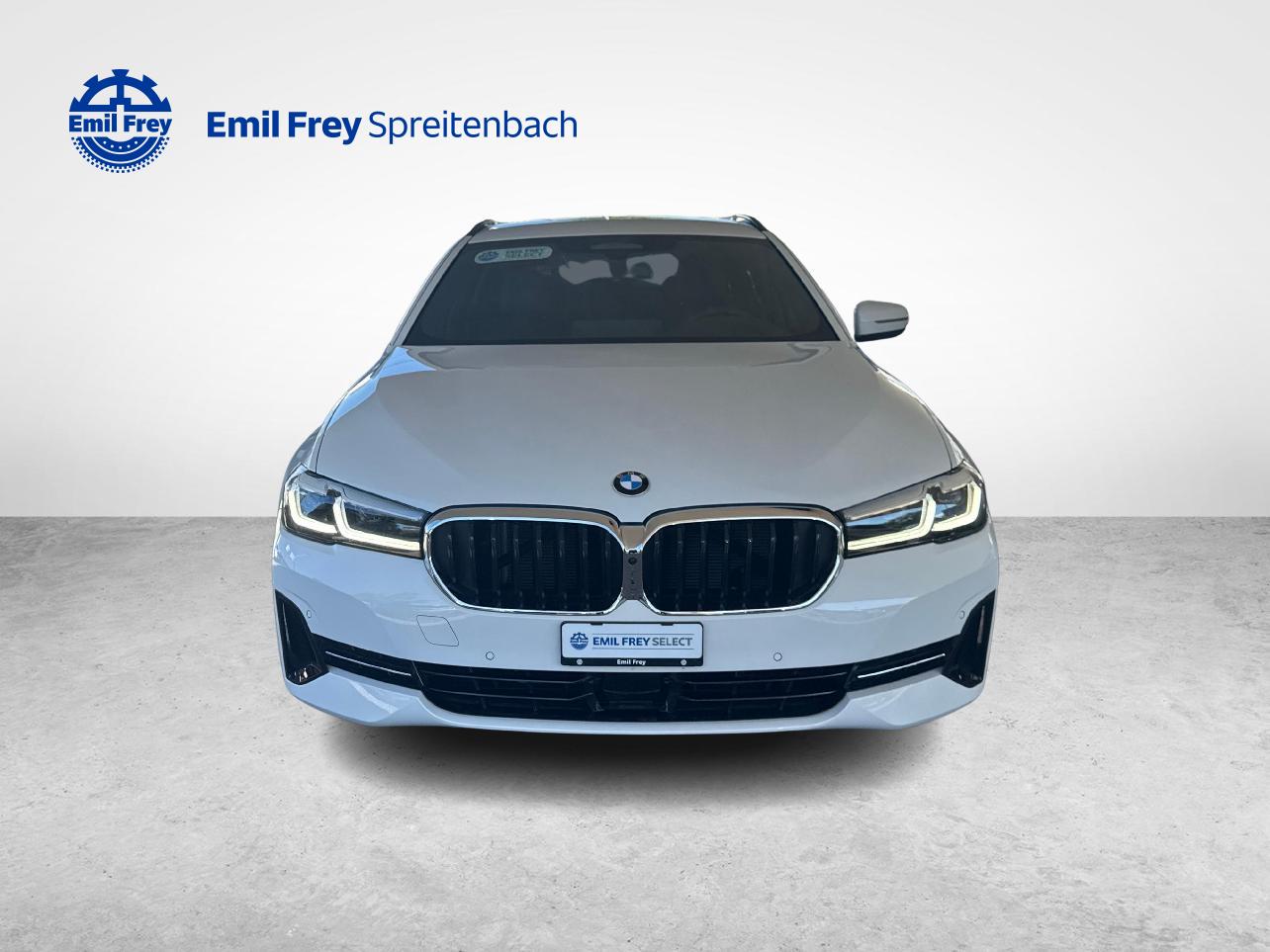 BMW 520d xDrive Touring-image-7