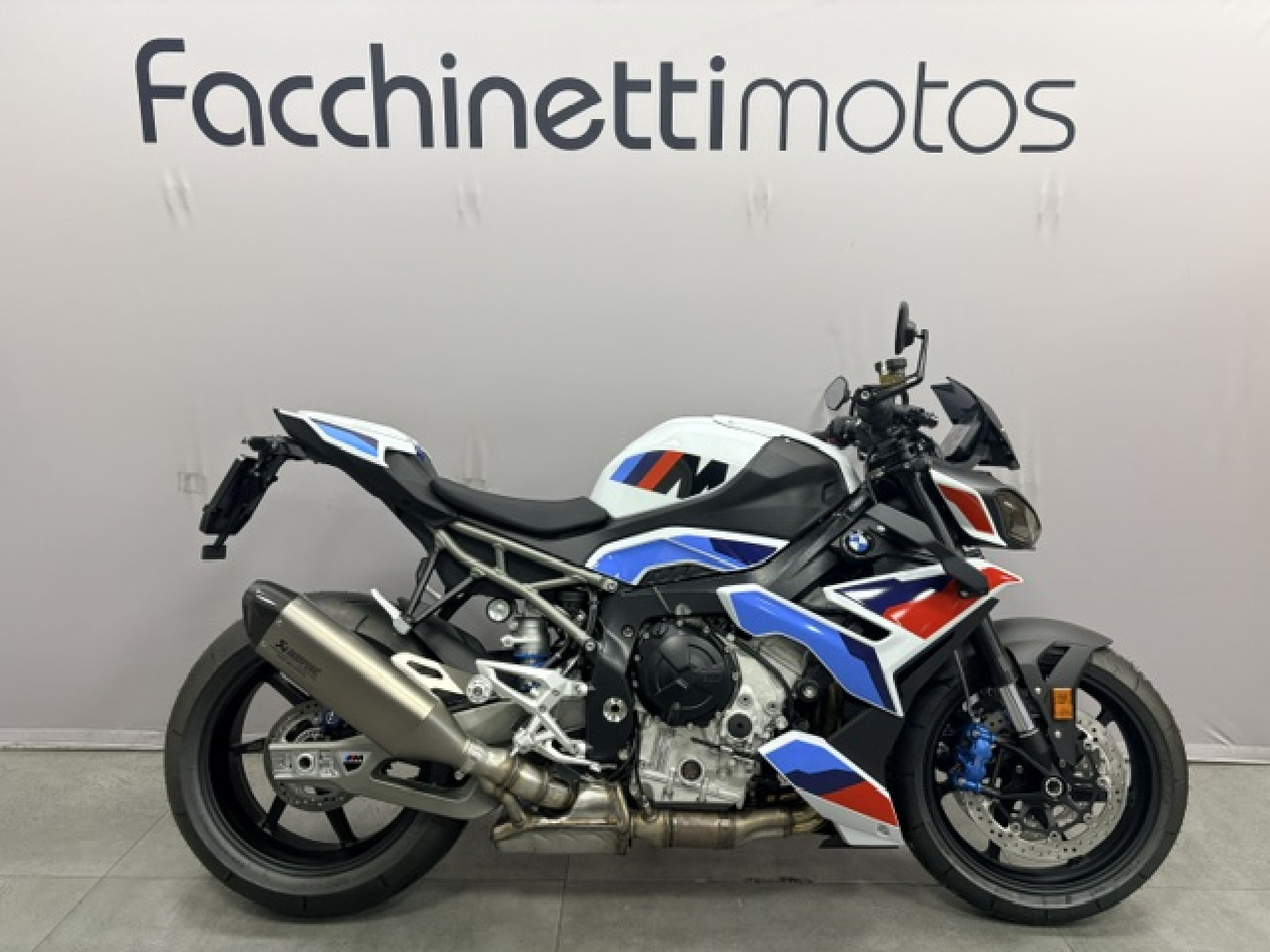BMW M 1000 R ***Leasing 249chf par mois / 5000kms/an taux 3.9%-image-0