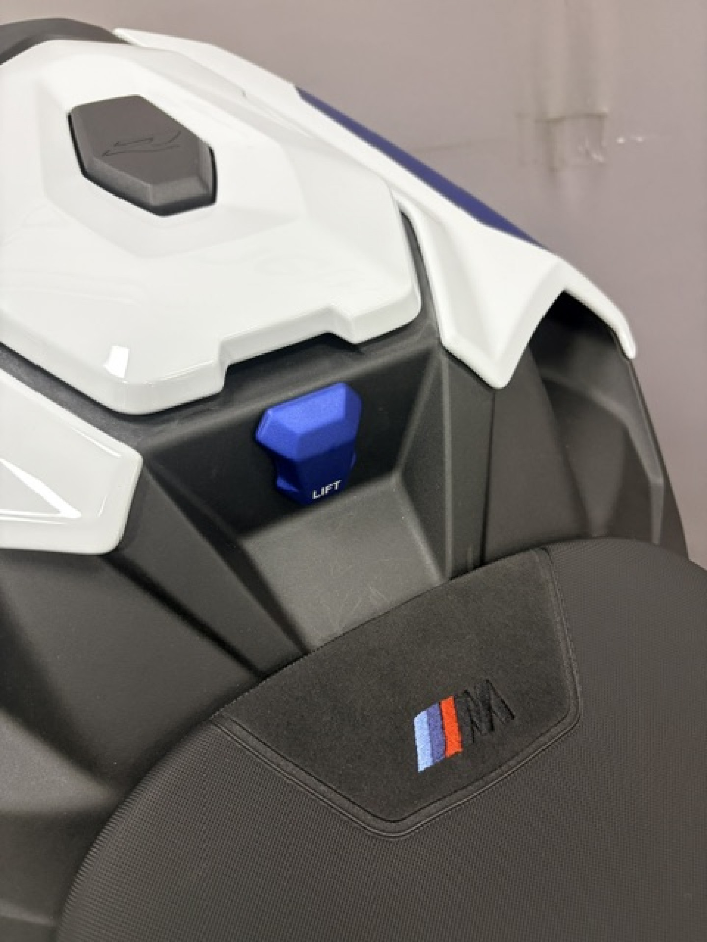 BMW M 1000 R ***Leasing 249chf par mois / 5000kms/an taux 3.9%-image-8