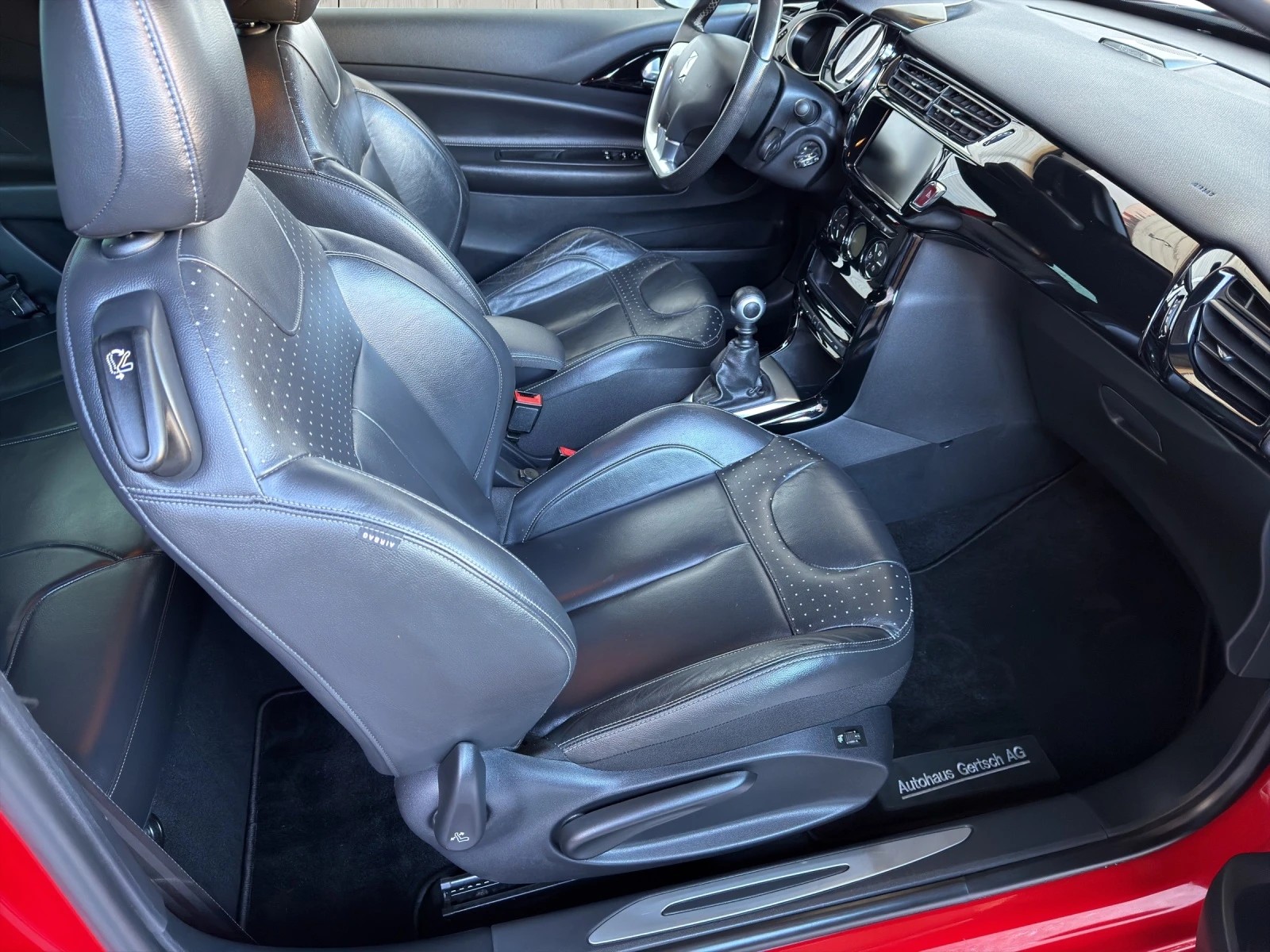 DS AUTOMOBILES DS 3 1.2 PureTech Sport Chic-image-12
